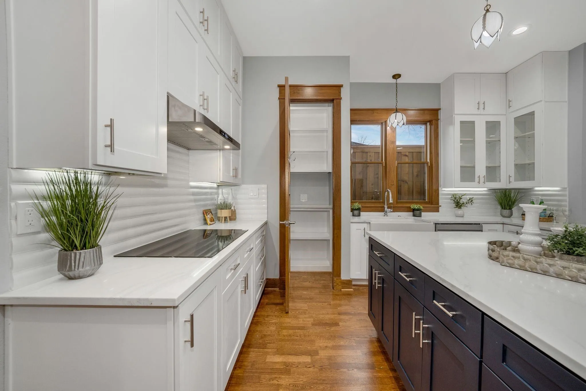 Single Family Residence For Rent in Dallas County , 6045 Velasco Avenue, Dallas, Texas 75206, 3 Bedroom, 4 Bathroom, 2 Garage spaces, 2,666 Sqft, built in 2025, mls#21409723, Real Estate Agent in Dallas, Homes For Rent in Dallas county, Homes For Rent in Dallas, Realtor in Dallas Texas, Real Estate Brokerage Independent Realty Texas, Luminita Cordes Realtor