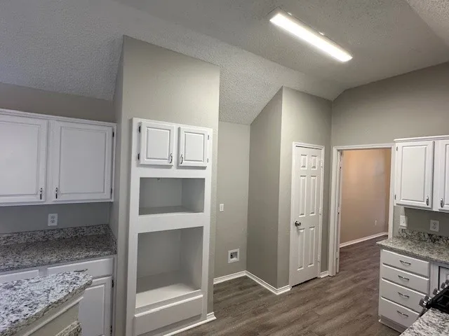Single Family Residence For Rent in Dallas County , 2313 Austin Drive, Mesquite, Texas 75181, 3 Bedroom, 2 Bathroom, 2 Garage spaces, 1,758 Sqft, built in 1992, mls#21409704, Real Estate Agent in Mesquite, Homes For Rent in Dallas county, Homes For Rent in Mesquite, Realtor in Mesquite Texas, Real Estate Brokerage Independent Realty Texas, Luminita Cordes Realtor