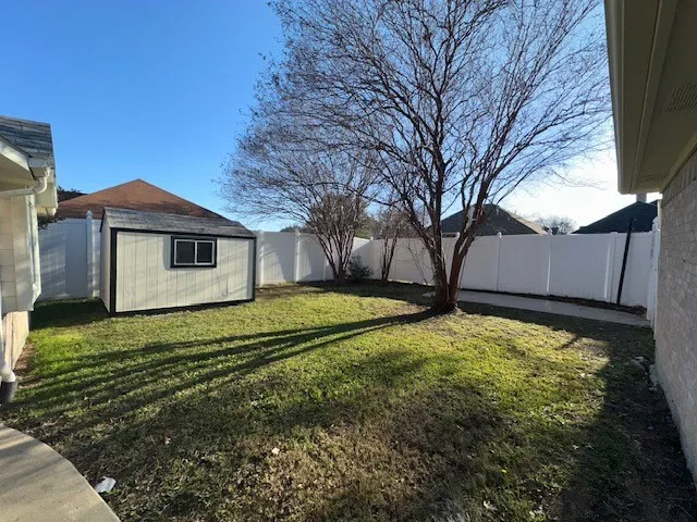 Single Family Residence For Rent in Dallas County , 2313 Austin Drive, Mesquite, Texas 75181, 3 Bedroom, 2 Bathroom, 2 Garage spaces, 1,758 Sqft, built in 1992, mls#21409704, Real Estate Agent in Mesquite, Homes For Rent in Dallas county, Homes For Rent in Mesquite, Realtor in Mesquite Texas, Real Estate Brokerage Independent Realty Texas, Luminita Cordes Realtor