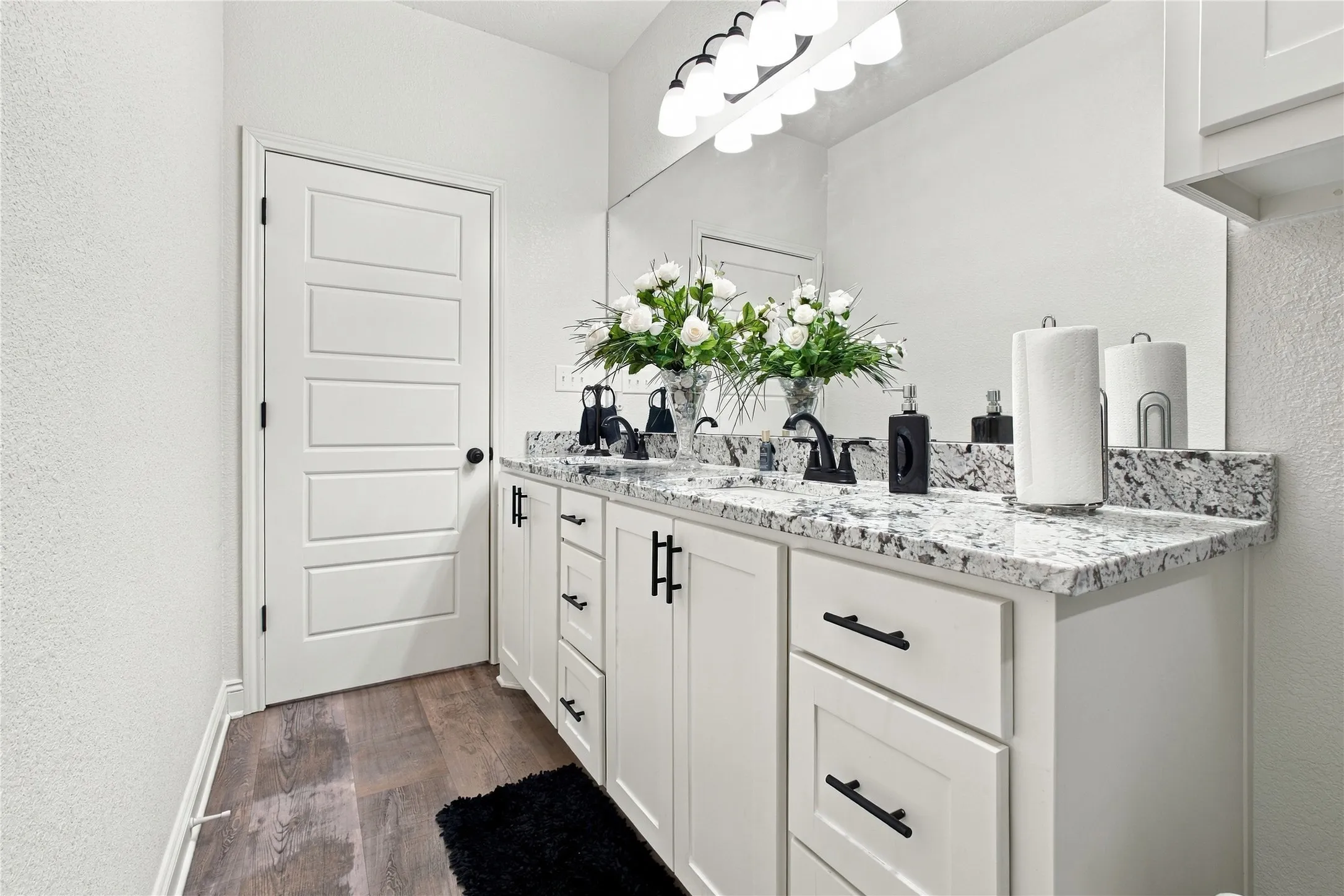 Single Family Residence For Sale in Bowie County , 386 Robertson Rd, New Boston, Texas 75570, 3 Bedroom, 2 Bathroom, 2 Garage spaces, 1,700 Sqft, built in 2023, mls#21409726, Real Estate Agent in New Boston, Homes For Sale in Bowie county, Homes For Sale in New Boston, Realtor in New Boston Texas, Real Estate Brokerage Independent Realty Texas, Luminita Cordes Realtor