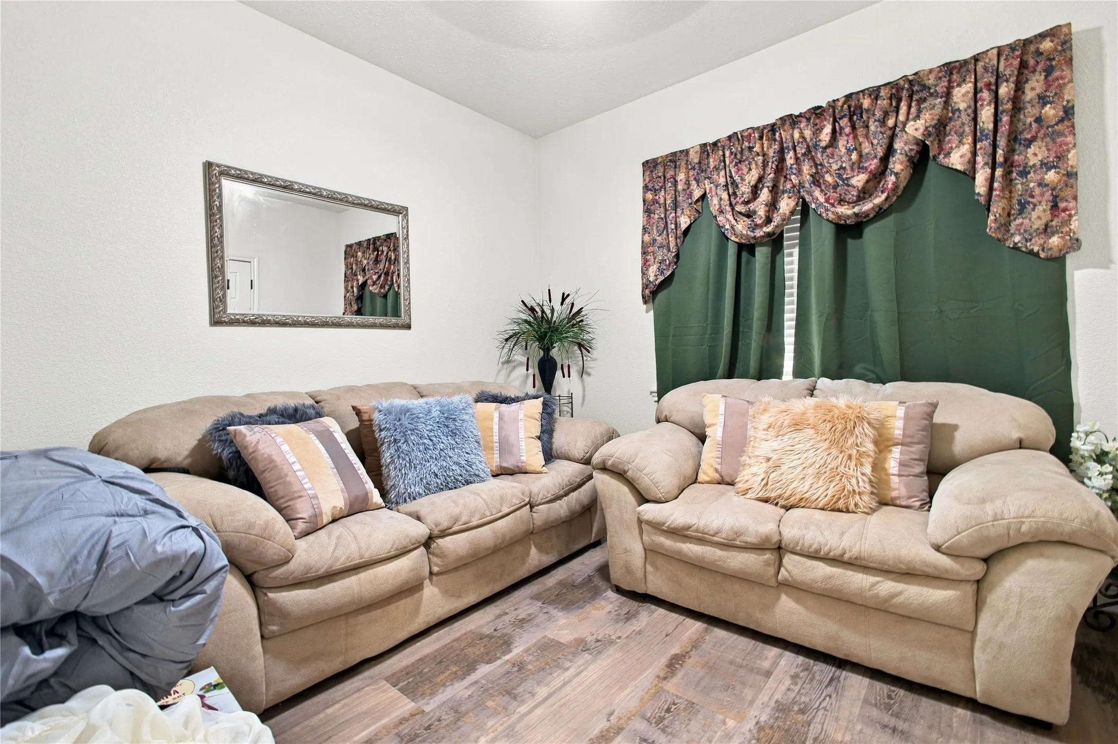 Single Family Residence For Sale in Bowie County , 386 Robertson Rd, New Boston, Texas 75570, 3 Bedroom, 2 Bathroom, 2 Garage spaces, 1,700 Sqft, built in 2023, mls#21409726, Real Estate Agent in New Boston, Homes For Sale in Bowie county, Homes For Sale in New Boston, Realtor in New Boston Texas, Real Estate Brokerage Independent Realty Texas, Luminita Cordes Realtor