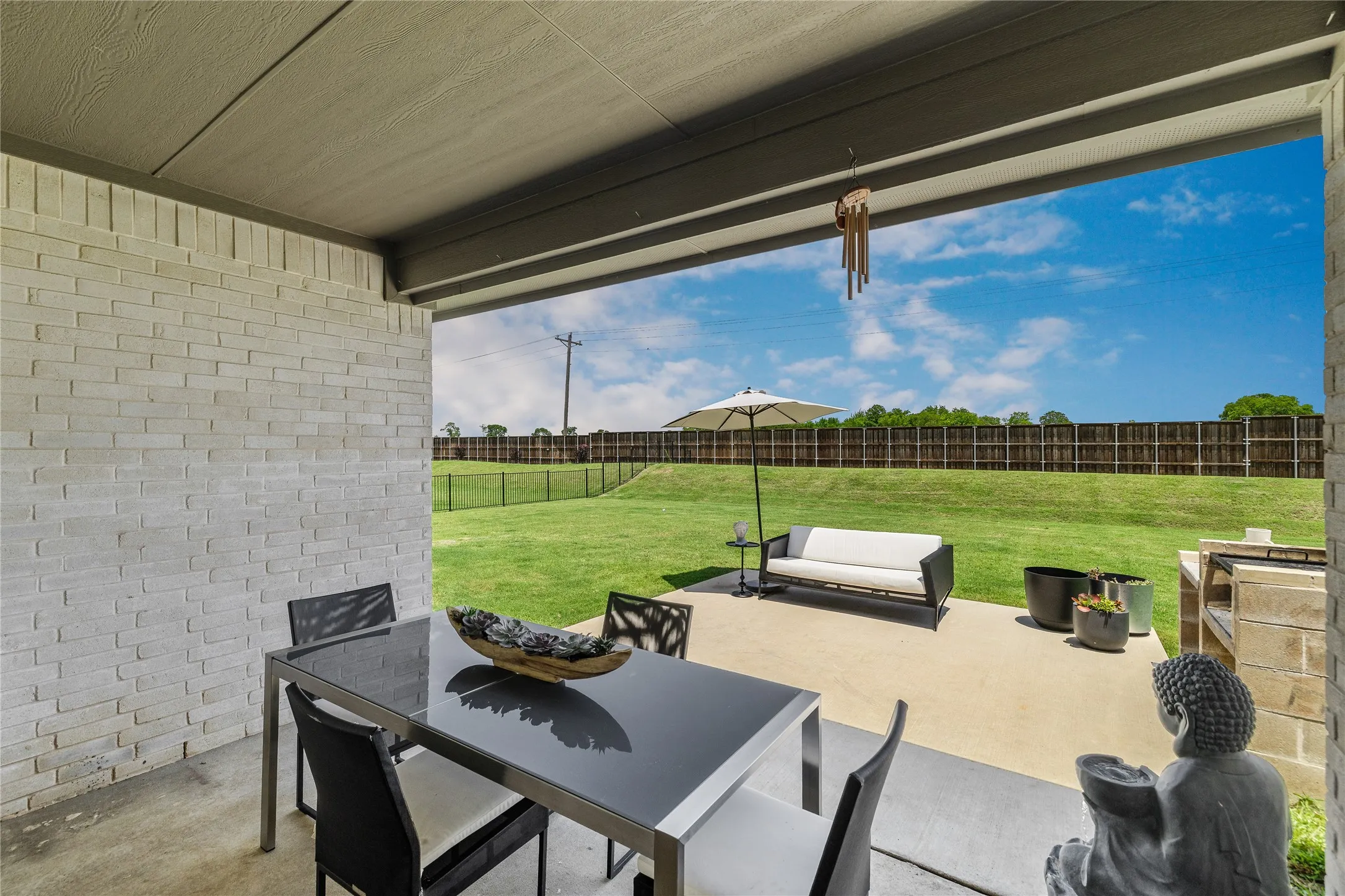 Single Family Residence For Sale in Grayson County , 1430 Shaker Hills Road, Gunter, Texas 75058, 4 Bedroom, 4 Bathroom, 3 Garage spaces, 2,829 Sqft, built in 2021, mls#21409617, Real Estate Agent in Gunter, Homes For Sale in Grayson county, Homes For Sale in Gunter, Realtor in Gunter Texas, Real Estate Brokerage Independent Realty Texas, Luminita Cordes Realtor
