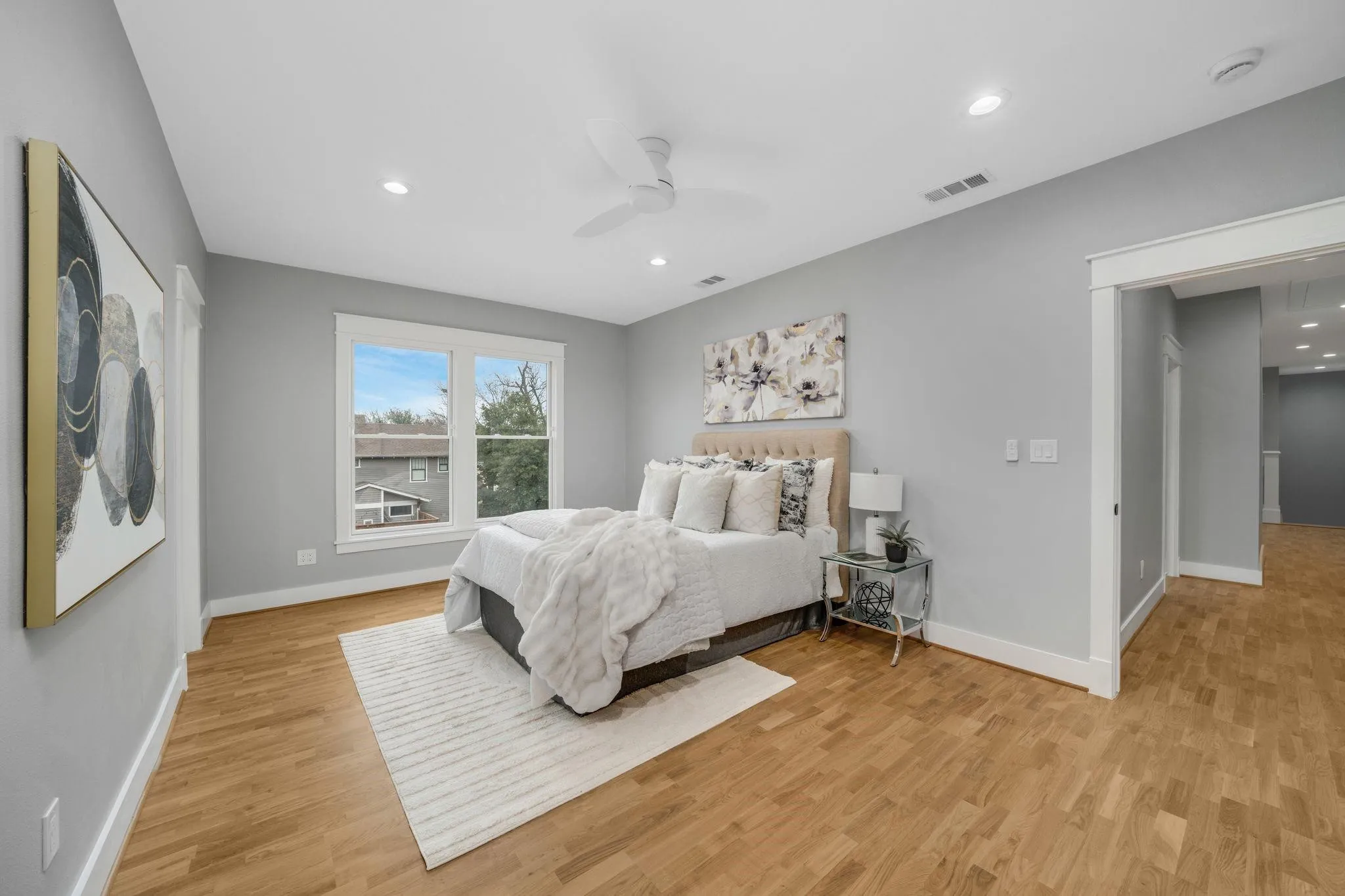 Single Family Residence For Rent in Dallas County , 6047 Velasco Avenue, Dallas, Texas 75206, 3 Bedroom, 4 Bathroom, 2 Garage spaces, 2,620 Sqft, built in 2025, mls#21409731, Real Estate Agent in Dallas, Homes For Rent in Dallas county, Homes For Rent in Dallas, Realtor in Dallas Texas, Real Estate Brokerage Independent Realty Texas, Luminita Cordes Realtor
