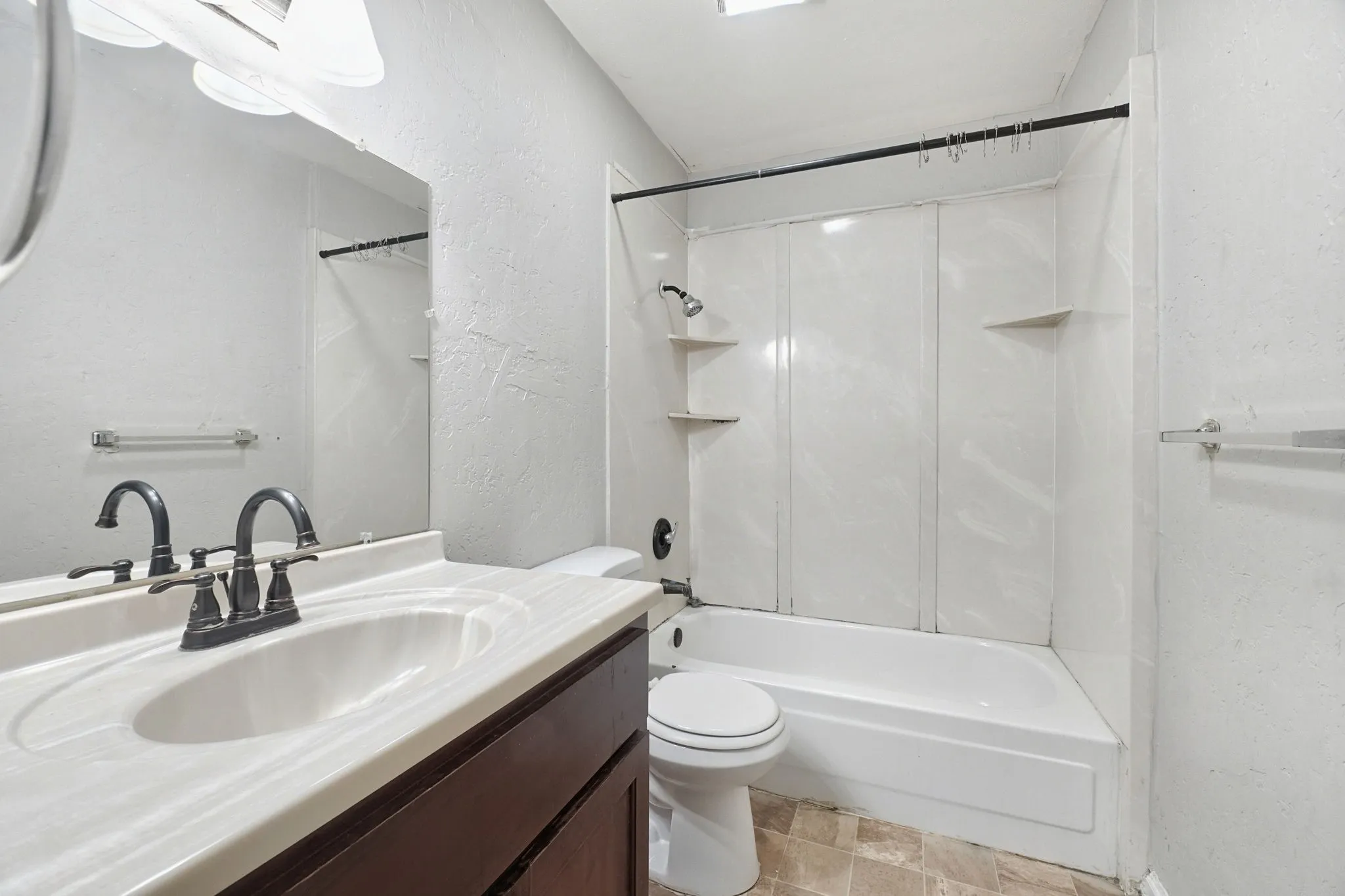 Single Family Residence For Sale in Tarrant County , 4912 Sandalwood Lane, Arlington, Texas 76017, 4 Bedroom, 3 Bathroom, 2 Garage spaces, 1,468 Sqft, built in 1983, mls#21406623, Real Estate Agent in Arlington, Homes For Sale in Tarrant county, Homes For Sale in Arlington, Realtor in Arlington Texas, Real Estate Brokerage Independent Realty Texas, Luminita Cordes Realtor