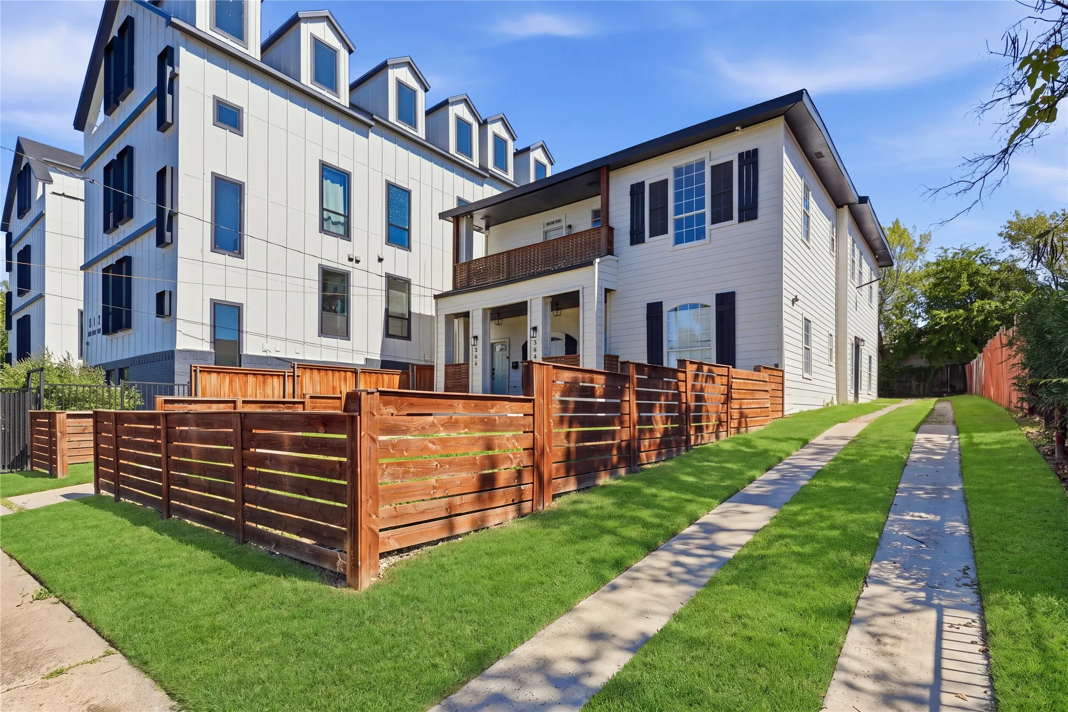 Quadruplex For Rent in Dallas County , 506 N Lancaster Avenue 504A, Dallas, Texas 75203, 1 Bedroom, 1 Bathroom, Garage spaces, 633 Sqft, built in 1945, mls#21409737, Real Estate Agent in Dallas, Homes For Rent in Dallas county, Homes For Rent in Dallas, Realtor in Dallas Texas, Real Estate Brokerage Independent Realty Texas, Luminita Cordes Realtor