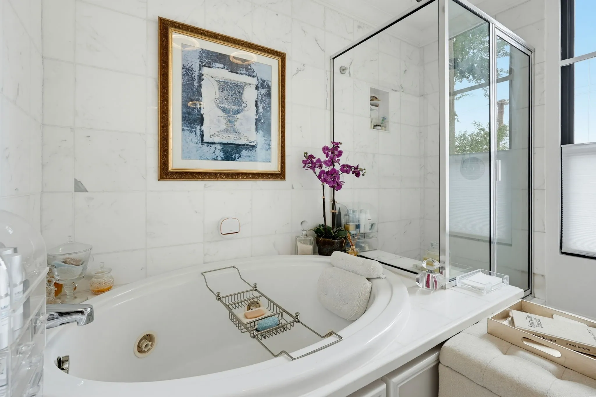 Condominium For Sale in Dallas County , 3416 Douglas Avenue, Dallas, Texas 75219, 2 Bedroom, 3 Bathroom, 1 Garage spaces, 1,657 Sqft, built in 1981, mls#21398310, Real Estate Agent in Dallas, Homes For Sale in Dallas county, Homes For Sale in Dallas, Realtor in Dallas Texas, Real Estate Brokerage Independent Realty Texas, Luminita Cordes Realtor