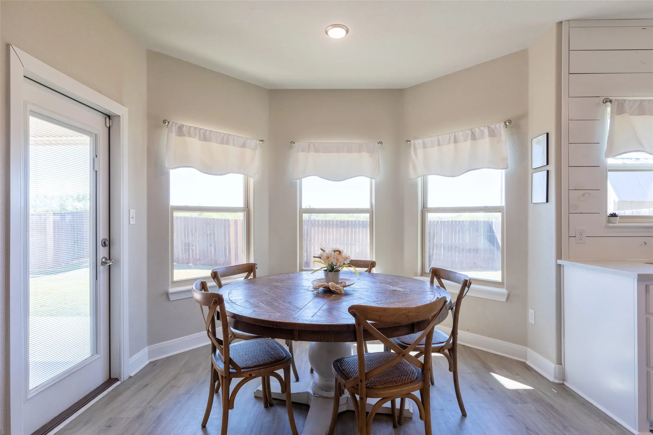 Single Family Residence For Sale in Taylor County , 6825 Inverness Street, Abilene, Texas 79606, 3 Bedroom, 2 Bathroom, 2 Garage spaces, 1,834 Sqft, built in 2018, mls#21404587, Real Estate Agent in Abilene, Homes For Sale in Taylor county, Homes For Sale in Abilene, Realtor in Abilene Texas, Real Estate Brokerage Independent Realty Texas, Luminita Cordes Realtor