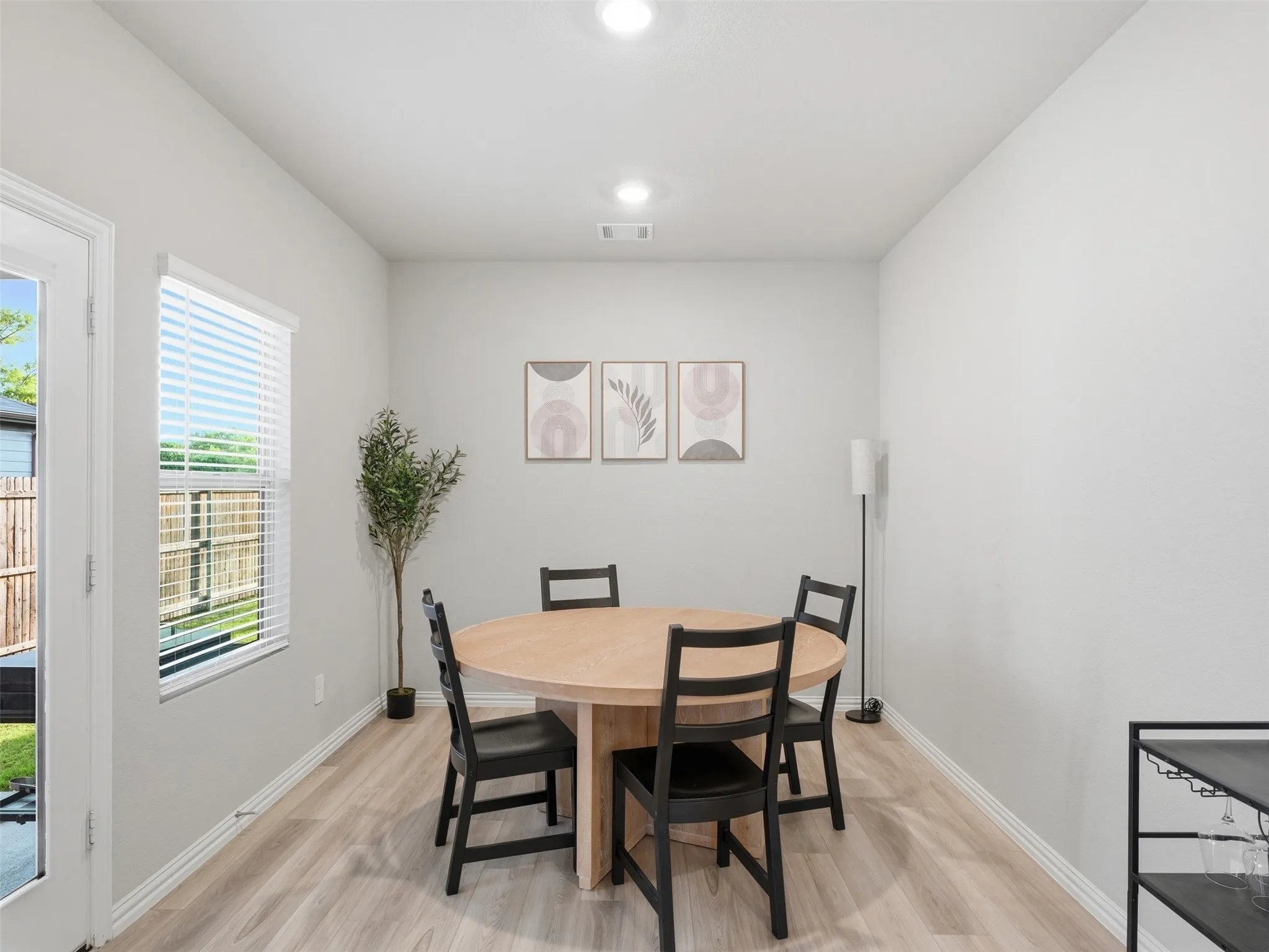 Single Family Residence For Sale in Tarrant County , 2940 Brittlebush Drive, Fort Worth, Texas 76108, 4 Bedroom, 3 Bathroom, 2 Garage spaces, 2,144 Sqft, built in 2023, mls#21409761, Real Estate Agent in Fort Worth, Homes For Sale in Tarrant county, Homes For Sale in Fort Worth, Realtor in Fort Worth Texas, Real Estate Brokerage Independent Realty Texas, Luminita Cordes Realtor