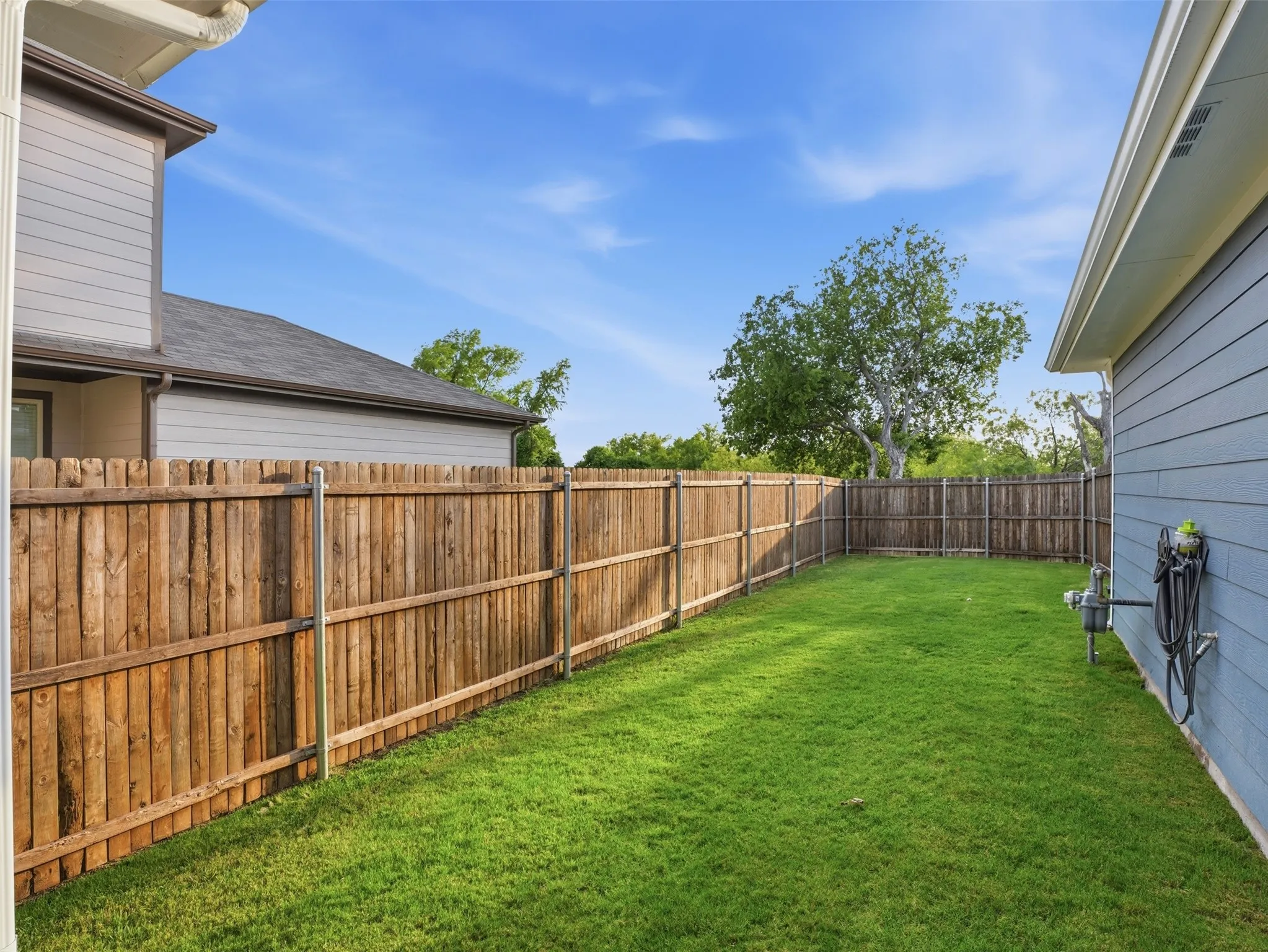 Single Family Residence For Sale in Tarrant County , 2940 Brittlebush Drive, Fort Worth, Texas 76108, 4 Bedroom, 3 Bathroom, 2 Garage spaces, 2,144 Sqft, built in 2023, mls#21409761, Real Estate Agent in Fort Worth, Homes For Sale in Tarrant county, Homes For Sale in Fort Worth, Realtor in Fort Worth Texas, Real Estate Brokerage Independent Realty Texas, Luminita Cordes Realtor
