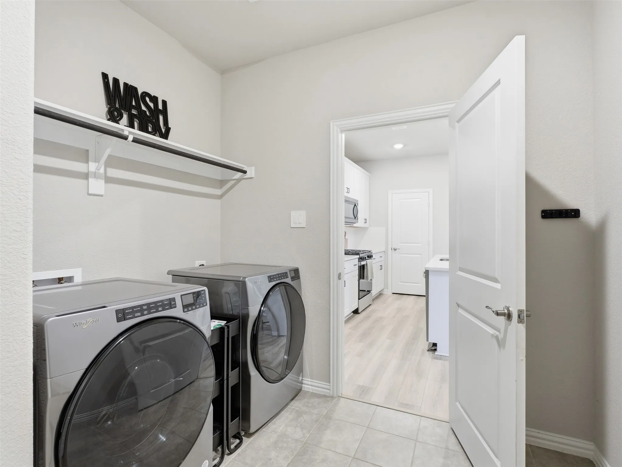 Single Family Residence For Sale in Tarrant County , 2940 Brittlebush Drive, Fort Worth, Texas 76108, 4 Bedroom, 3 Bathroom, 2 Garage spaces, 2,144 Sqft, built in 2023, mls#21409761, Real Estate Agent in Fort Worth, Homes For Sale in Tarrant county, Homes For Sale in Fort Worth, Realtor in Fort Worth Texas, Real Estate Brokerage Independent Realty Texas, Luminita Cordes Realtor