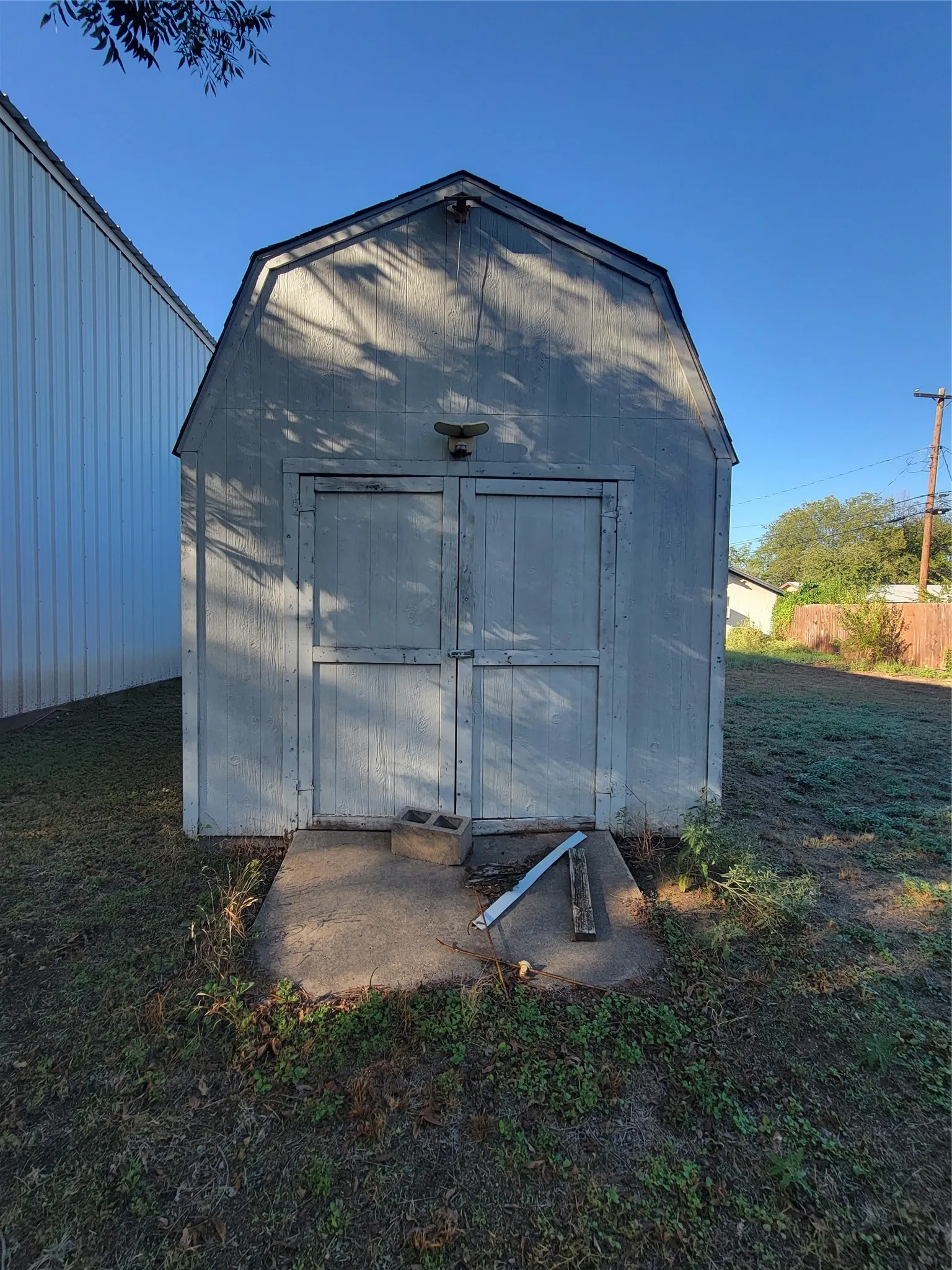 Single Family Residence For Sale in Taylor County , 1835 S 7th Street, Abilene, Texas 79602, 5 Bedroom, 3 Bathroom, 2 Garage spaces, 4,314 Sqft, built in 1928, mls#21409479, Real Estate Agent in Abilene, Homes For Sale in Taylor county, Homes For Sale in Abilene, Realtor in Abilene Texas, Real Estate Brokerage Independent Realty Texas, Luminita Cordes Realtor