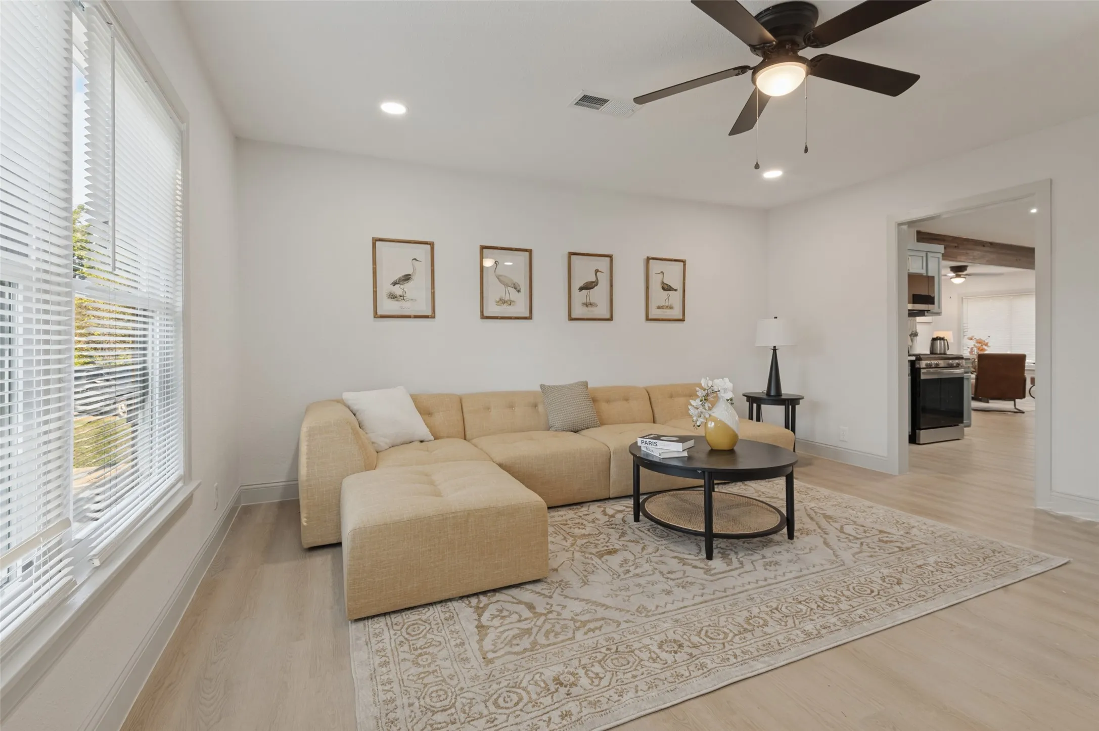 Single Family Residence For Sale in Tarrant County , 7444 Willis Avenue, Fort Worth, Texas 76116, 3 Bedroom, 2 Bathroom, Garage spaces, 1,385 Sqft, built in 1949, mls#21409600, Real Estate Agent in Fort Worth, Homes For Sale in Tarrant county, Homes For Sale in Fort Worth, Realtor in Fort Worth Texas, Real Estate Brokerage Independent Realty Texas, Luminita Cordes Realtor