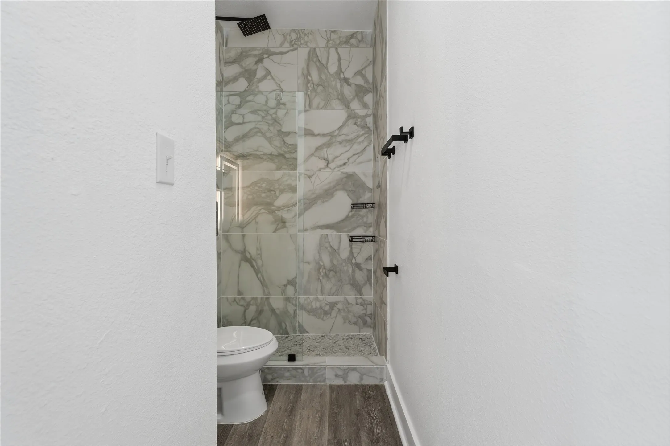 Quadruplex For Rent in Dallas County , 506 N Lancaster Avenue 506A, Dallas, Texas 75203, 1 Bedroom, 1 Bathroom, Garage spaces, 798 Sqft, built in 1945, mls#21409780, Real Estate Agent in Dallas, Homes For Rent in Dallas county, Homes For Rent in Dallas, Realtor in Dallas Texas, Real Estate Brokerage Independent Realty Texas, Luminita Cordes Realtor
