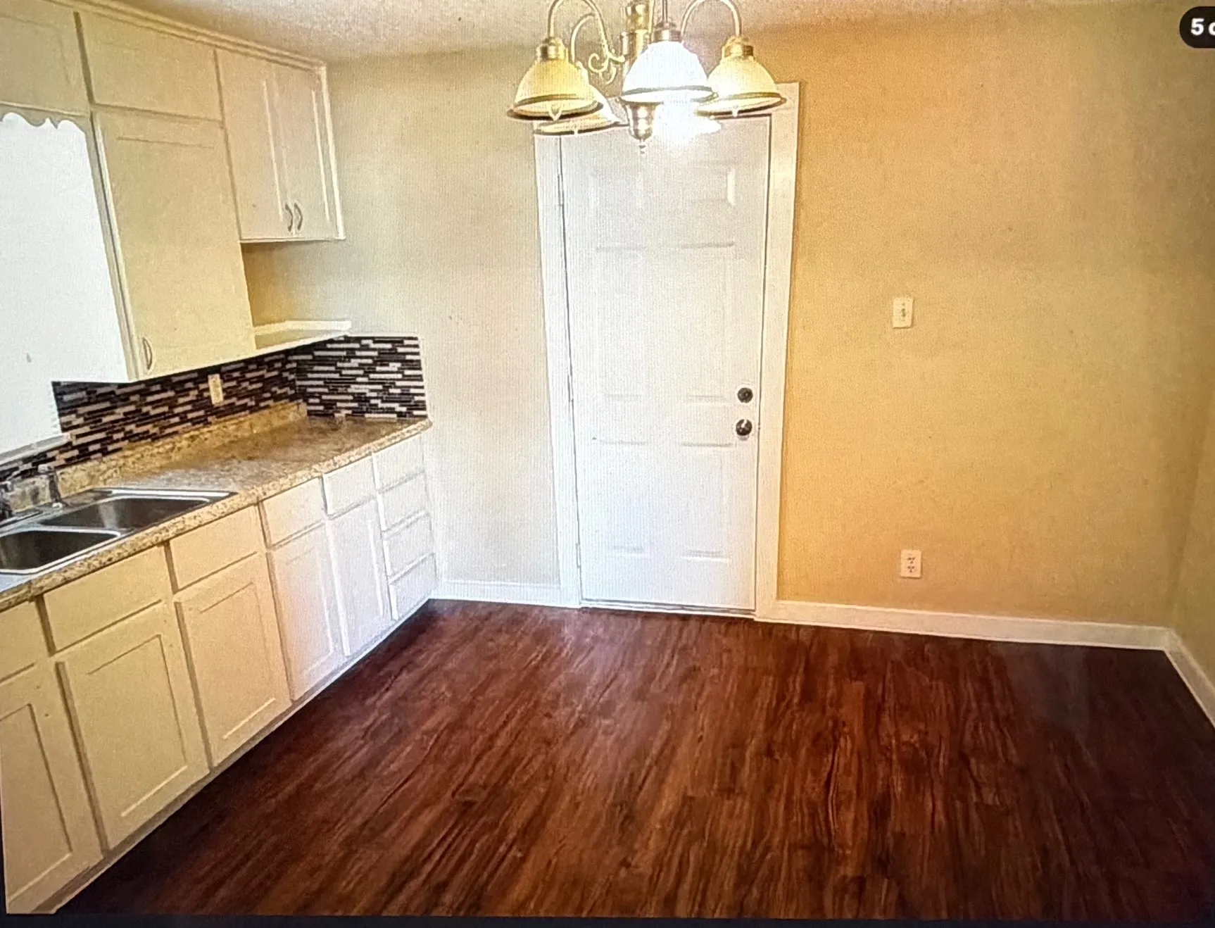 Single Family Residence For Rent in Denton County , 807 Chestnut Street Street, Aubrey, Texas 76227, 2 Bedroom, 1 Bathroom, Garage spaces, 672 Sqft, built in 1962, mls#21409783, Real Estate Agent in Aubrey, Homes For Rent in Denton county, Homes For Rent in Aubrey, Realtor in Aubrey Texas, Real Estate Brokerage Independent Realty Texas, Luminita Cordes Realtor