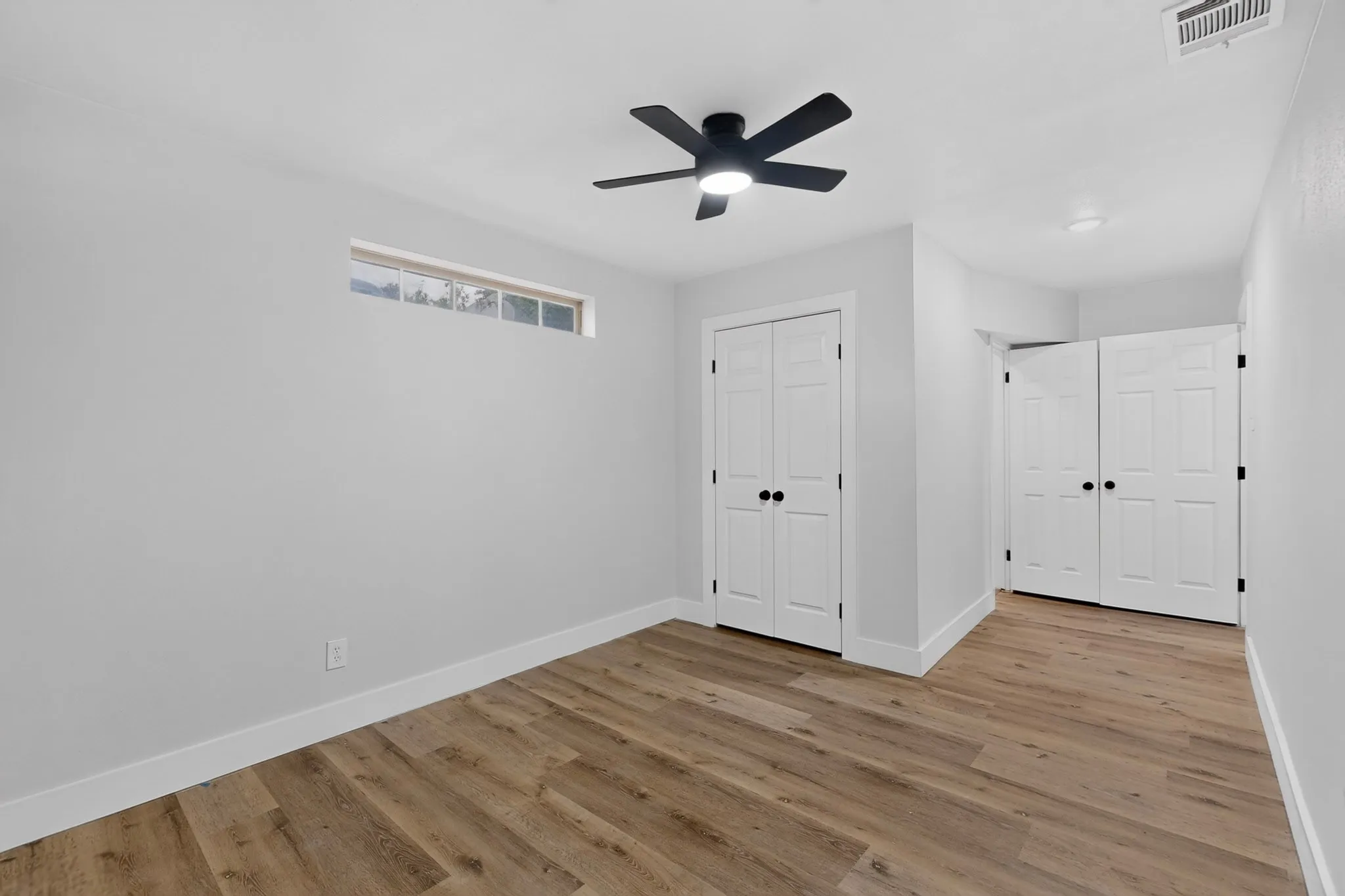 Single Family Residence For Rent in Tarrant County , 4171 Carolyn Road, Fort Worth, Texas 76109, 4 Bedroom, 3 Bathroom, Garage spaces, 1,765 Sqft, built in 1950, mls#21409244, Real Estate Agent in Fort Worth, Homes For Rent in Tarrant county, Homes For Rent in Fort Worth, Realtor in Fort Worth Texas, Real Estate Brokerage Independent Realty Texas, Luminita Cordes Realtor