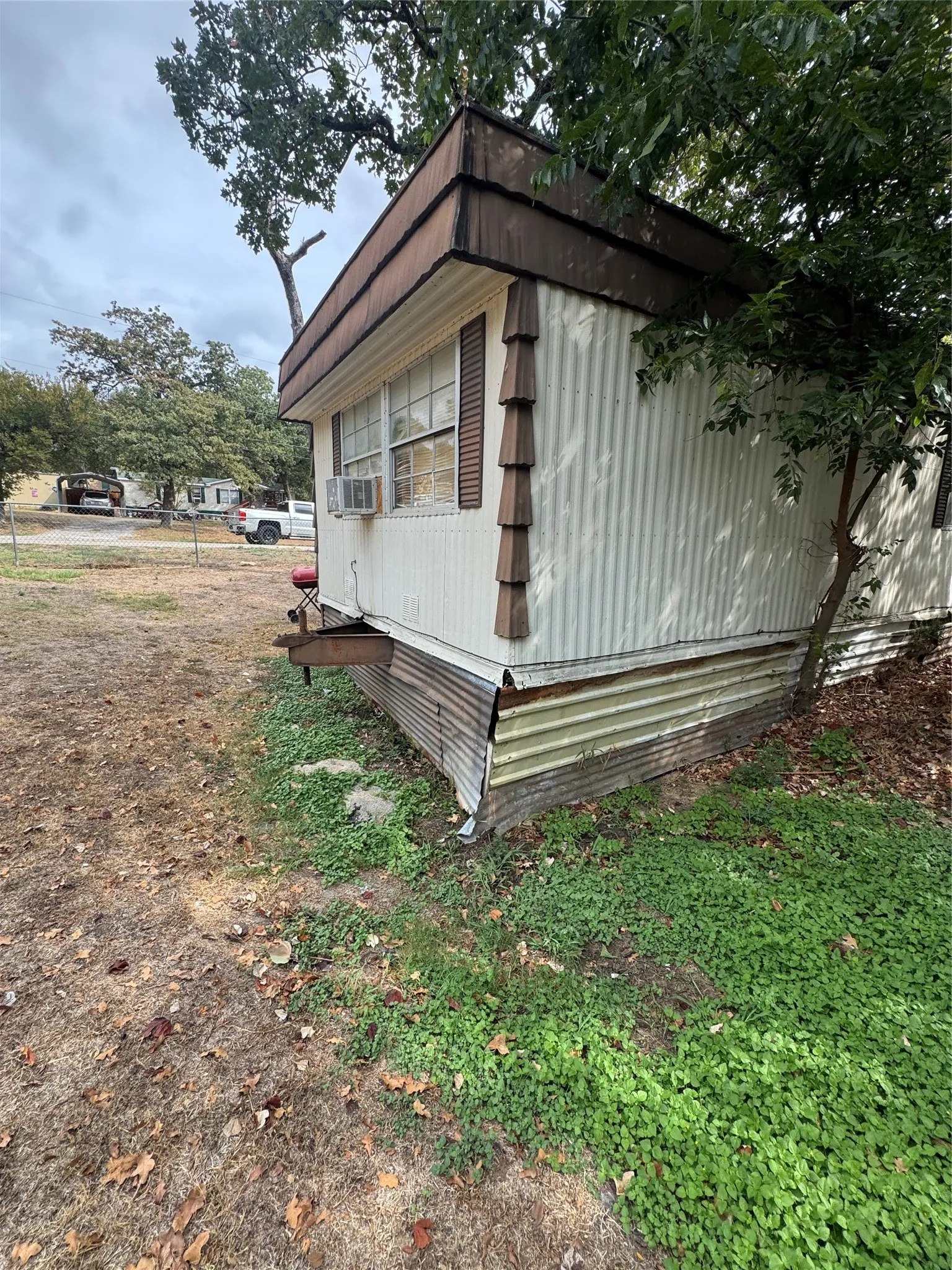 Improved Land For Sale in Tarrant County , 7241 Willow Creek Dr, Fort Worth, Texas 76135, 0, 0, Garage spaces, 0 Sqft, built in 0, mls#21409760, Real Estate Agent in Fort Worth, Homes For Sale in Tarrant county, Homes For Sale in Fort Worth, Realtor in Fort Worth Texas, Real Estate Brokerage Independent Realty Texas, Luminita Cordes Realtor