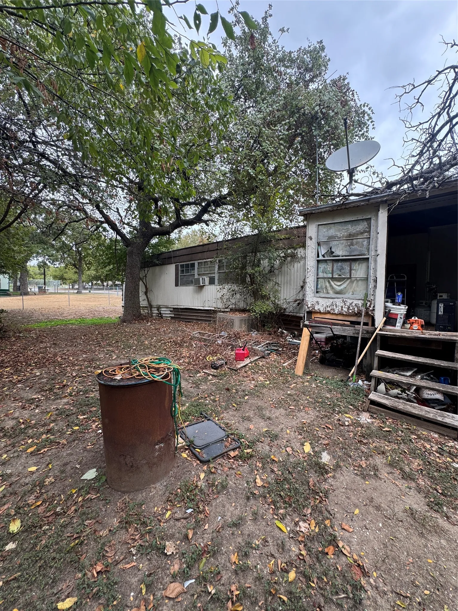 Improved Land For Sale in Tarrant County , 7241 Willow Creek Dr, Fort Worth, Texas 76135, 0, 0, Garage spaces, 0 Sqft, built in 0, mls#21409760, Real Estate Agent in Fort Worth, Homes For Sale in Tarrant county, Homes For Sale in Fort Worth, Realtor in Fort Worth Texas, Real Estate Brokerage Independent Realty Texas, Luminita Cordes Realtor