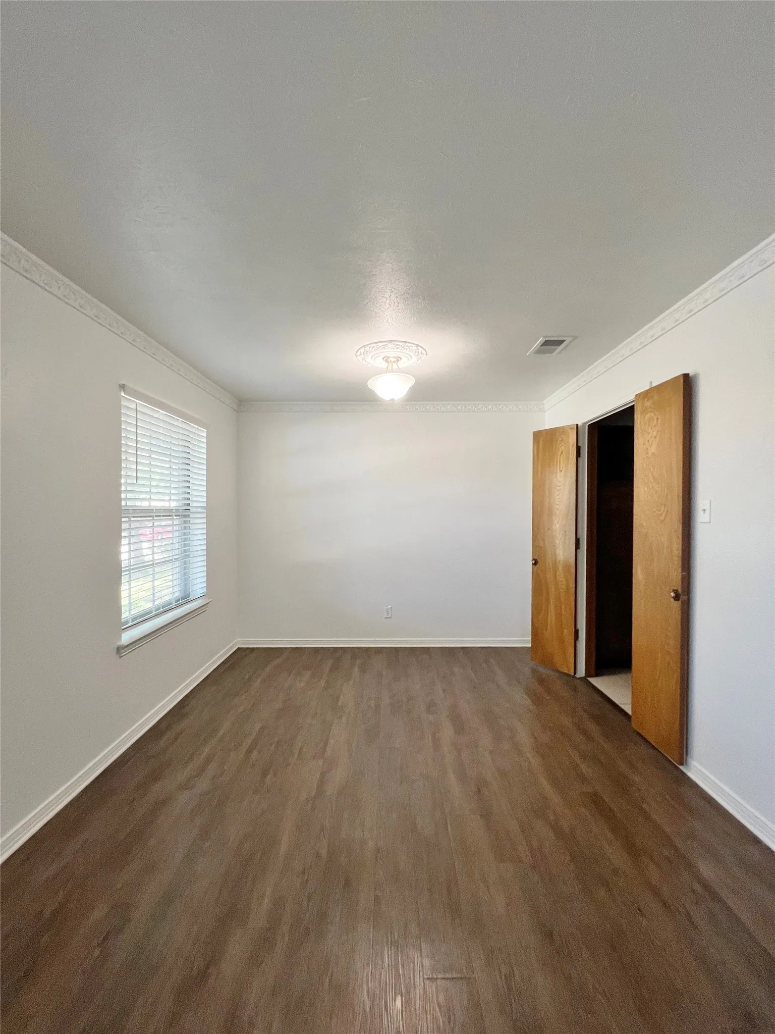 Single Family Residence For Rent in Dallas County , 1008 Pine Tree Lane, De Soto, Texas 75115, 3 Bedroom, 2 Bathroom, 2 Garage spaces, 1,926 Sqft, built in 1971, mls#21409811, Real Estate Agent in De Soto, Homes For Rent in Dallas county, Homes For Rent in De Soto, Realtor in De Soto Texas, Real Estate Brokerage Independent Realty Texas, Luminita Cordes Realtor