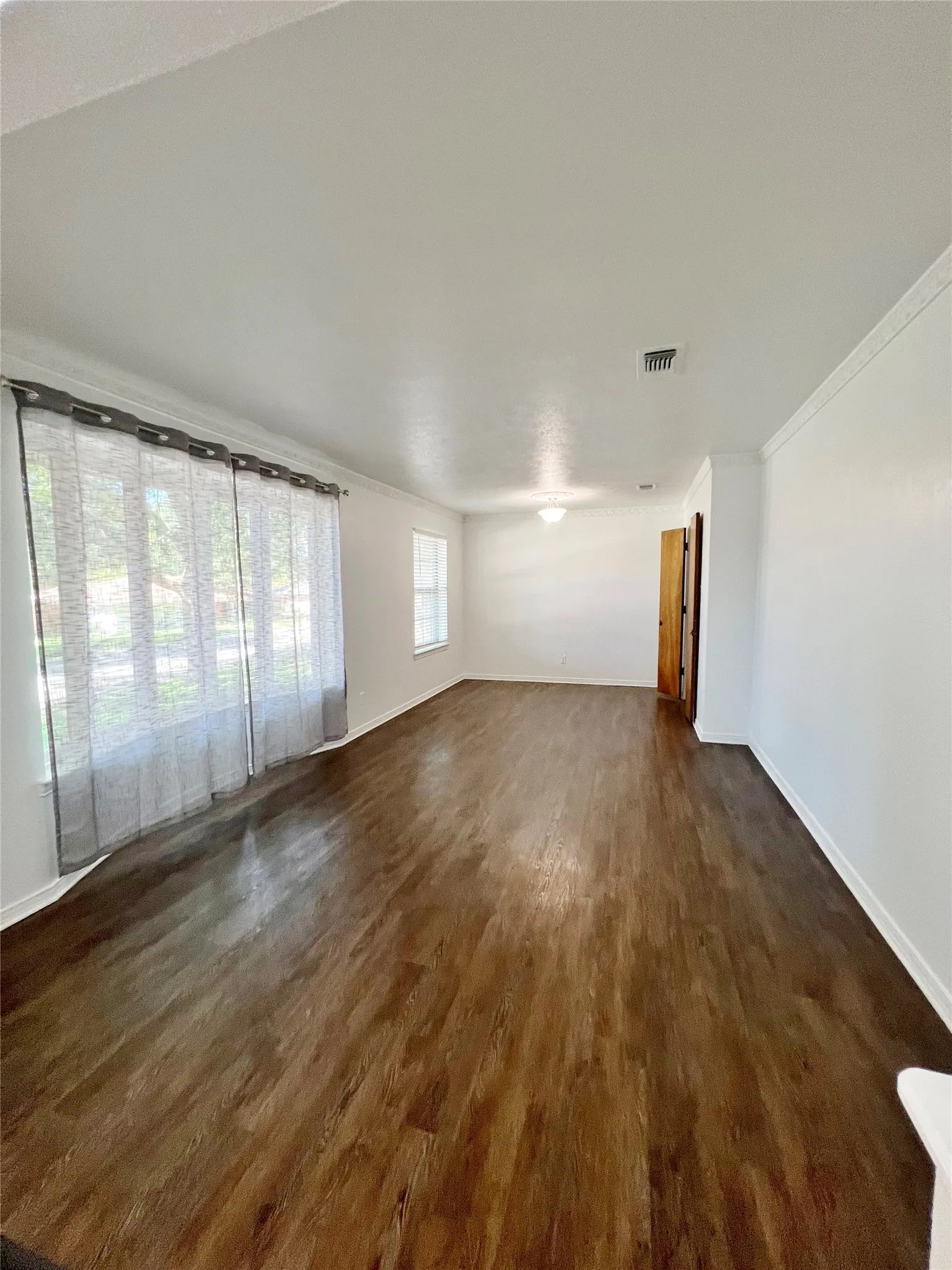 Single Family Residence For Rent in Dallas County , 1008 Pine Tree Lane, De Soto, Texas 75115, 3 Bedroom, 2 Bathroom, 2 Garage spaces, 1,926 Sqft, built in 1971, mls#21409811, Real Estate Agent in De Soto, Homes For Rent in Dallas county, Homes For Rent in De Soto, Realtor in De Soto Texas, Real Estate Brokerage Independent Realty Texas, Luminita Cordes Realtor