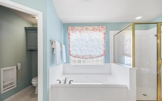 Single Family Residence For Sale in Smith County , 406 Hideaway Central Lane, Hideaway, Texas 75771, 4 Bedroom, 3 Bathroom, 2 Garage spaces, 2,852 Sqft, built in 1973, mls#21409779, Real Estate Agent in Hideaway, Homes For Sale in Smith county, Homes For Sale in Hideaway, Realtor in Hideaway Texas, Real Estate Brokerage Independent Realty Texas, Luminita Cordes Realtor