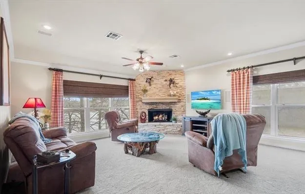 Single Family Residence For Sale in Smith County , 406 Hideaway Central Lane, Hideaway, Texas 75771, 4 Bedroom, 3 Bathroom, 2 Garage spaces, 2,852 Sqft, built in 1973, mls#21409779, Real Estate Agent in Hideaway, Homes For Sale in Smith county, Homes For Sale in Hideaway, Realtor in Hideaway Texas, Real Estate Brokerage Independent Realty Texas, Luminita Cordes Realtor