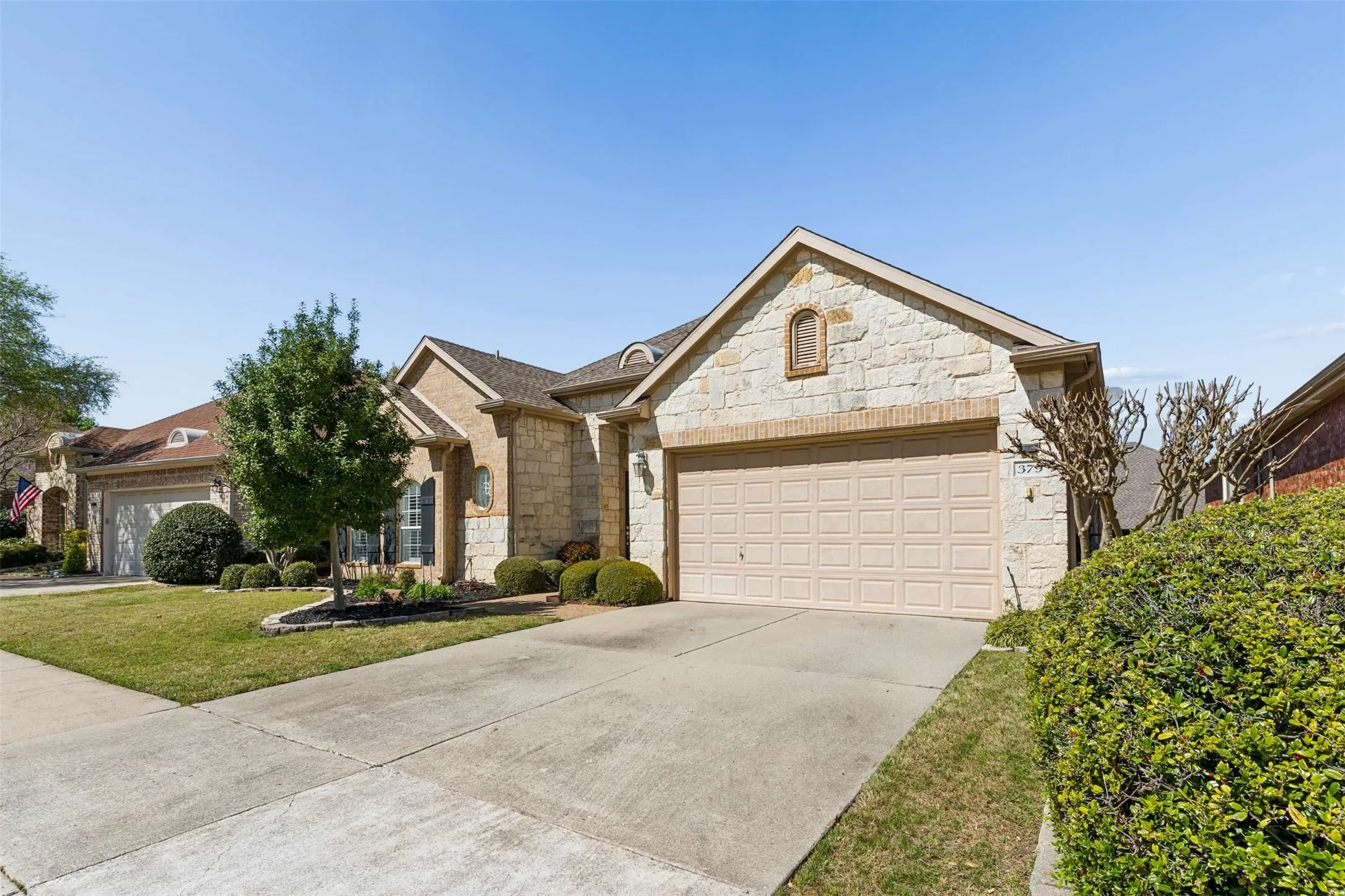 Single Family Residence For Sale in Collin County , 379 Southern Hills Drive, Fairview, Texas 75069, 3 Bedroom, 3 Bathroom, 3 Garage spaces, 2,888 Sqft, built in 2001, mls#21409817, Real Estate Agent in Fairview, Homes For Sale in Collin county, Homes For Sale in Fairview, Realtor in Fairview Texas, Real Estate Brokerage Independent Realty Texas, Luminita Cordes Realtor