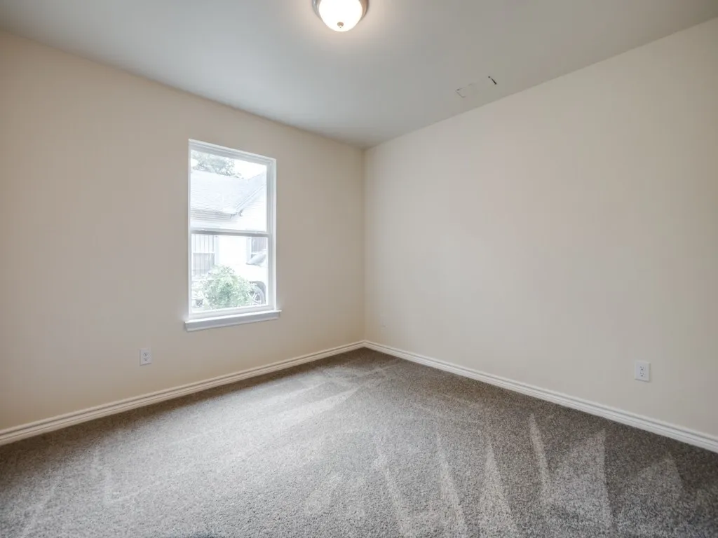 Single Family Residence For Rent in Dallas County , 4220 Hamilton Avenue, Dallas, Texas 75210, 4 Bedroom, 2 Bathroom, Garage spaces, 1,692 Sqft, built in 2023, mls#21409819, Real Estate Agent in Dallas, Homes For Rent in Dallas county, Homes For Rent in Dallas, Realtor in Dallas Texas, Real Estate Brokerage Independent Realty Texas, Luminita Cordes Realtor