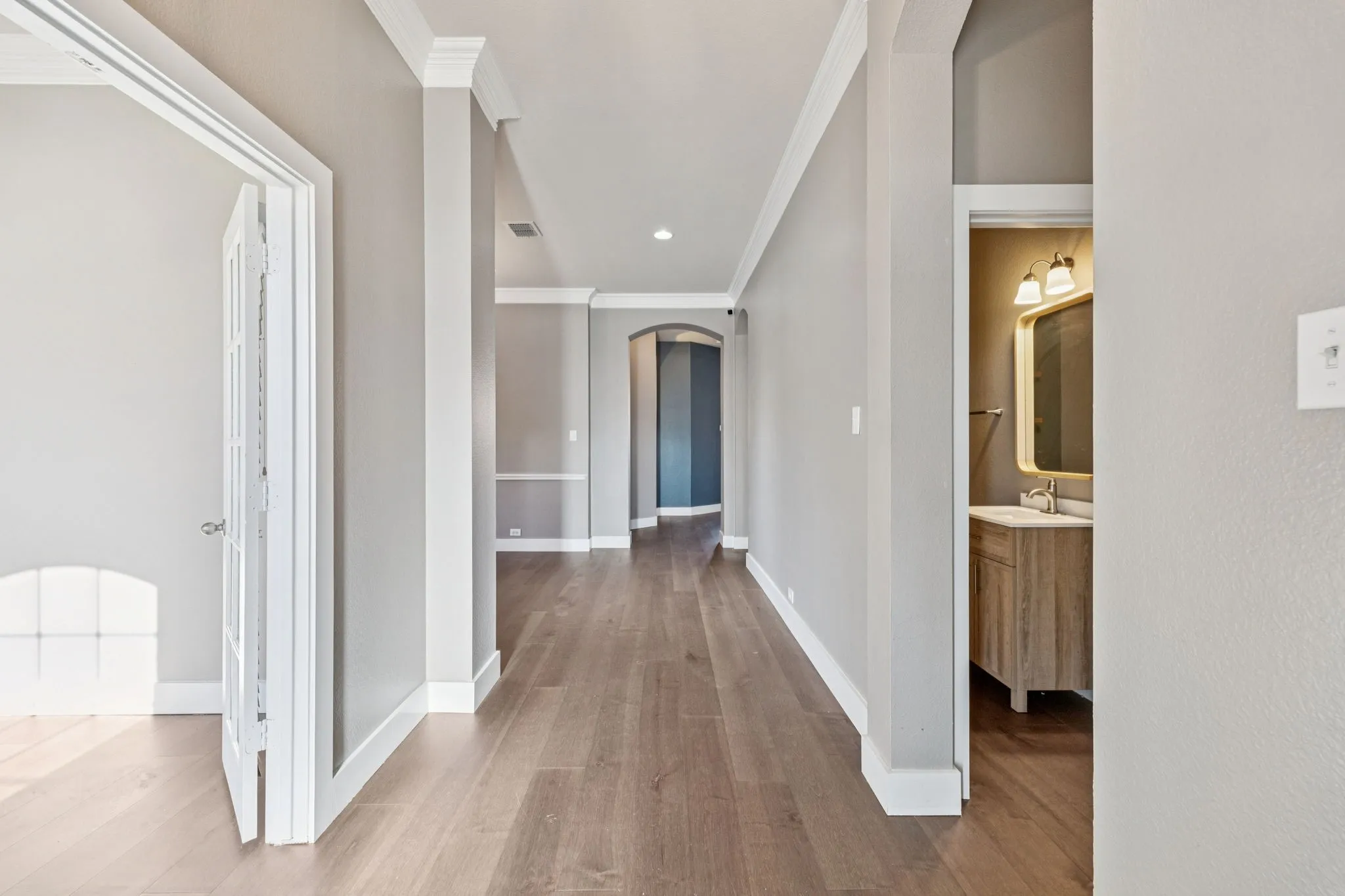 Single Family Residence For Rent in Collin County , 1211 Windgate Way, Allen, Texas 75002, 3 Bedroom, 3 Bathroom, 2 Garage spaces, 2,540 Sqft, built in 2010, mls#21409427, Real Estate Agent in Allen, Homes For Rent in Collin county, Homes For Rent in Allen, Realtor in Allen Texas, Real Estate Brokerage Independent Realty Texas, Luminita Cordes Realtor