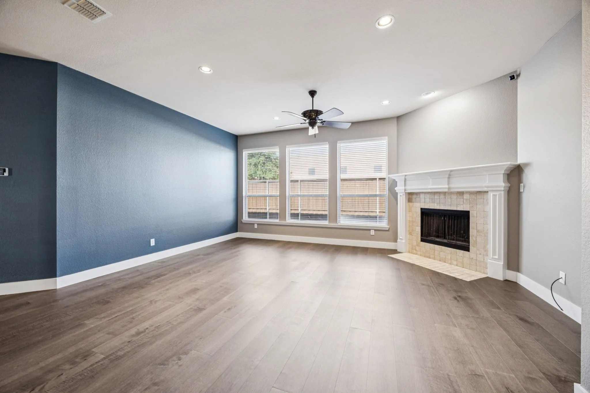 Single Family Residence For Rent in Collin County , 1211 Windgate Way, Allen, Texas 75002, 3 Bedroom, 3 Bathroom, 2 Garage spaces, 2,540 Sqft, built in 2010, mls#21409427, Real Estate Agent in Allen, Homes For Rent in Collin county, Homes For Rent in Allen, Realtor in Allen Texas, Real Estate Brokerage Independent Realty Texas, Luminita Cordes Realtor