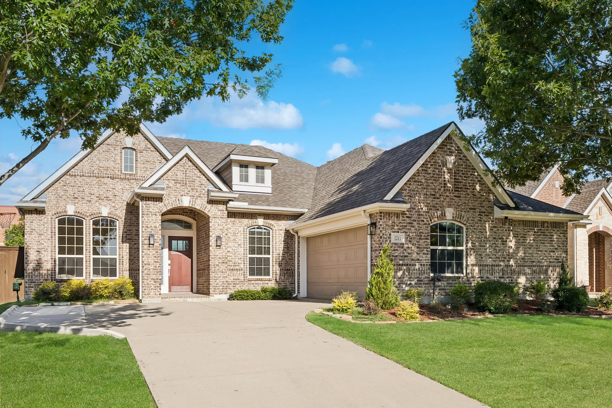 Single Family Residence For Rent