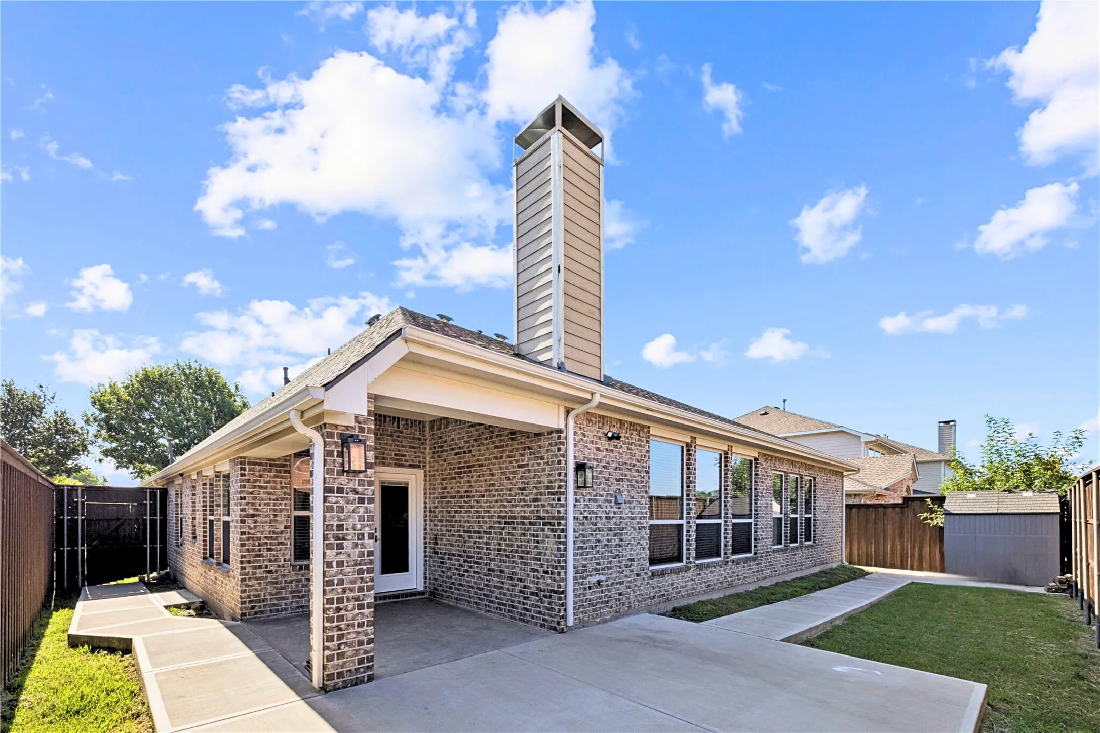 Single Family Residence For Rent in Collin County , 1211 Windgate Way, Allen, Texas 75002, 3 Bedroom, 3 Bathroom, 2 Garage spaces, 2,540 Sqft, built in 2010, mls#21409427, Real Estate Agent in Allen, Homes For Rent in Collin county, Homes For Rent in Allen, Realtor in Allen Texas, Real Estate Brokerage Independent Realty Texas, Luminita Cordes Realtor