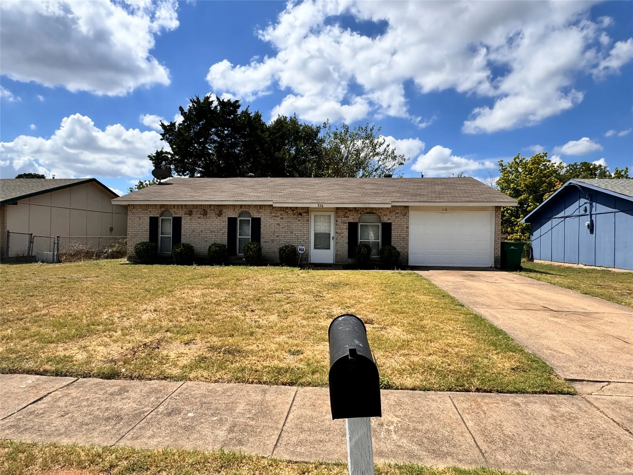 Single Family Residence For Rent