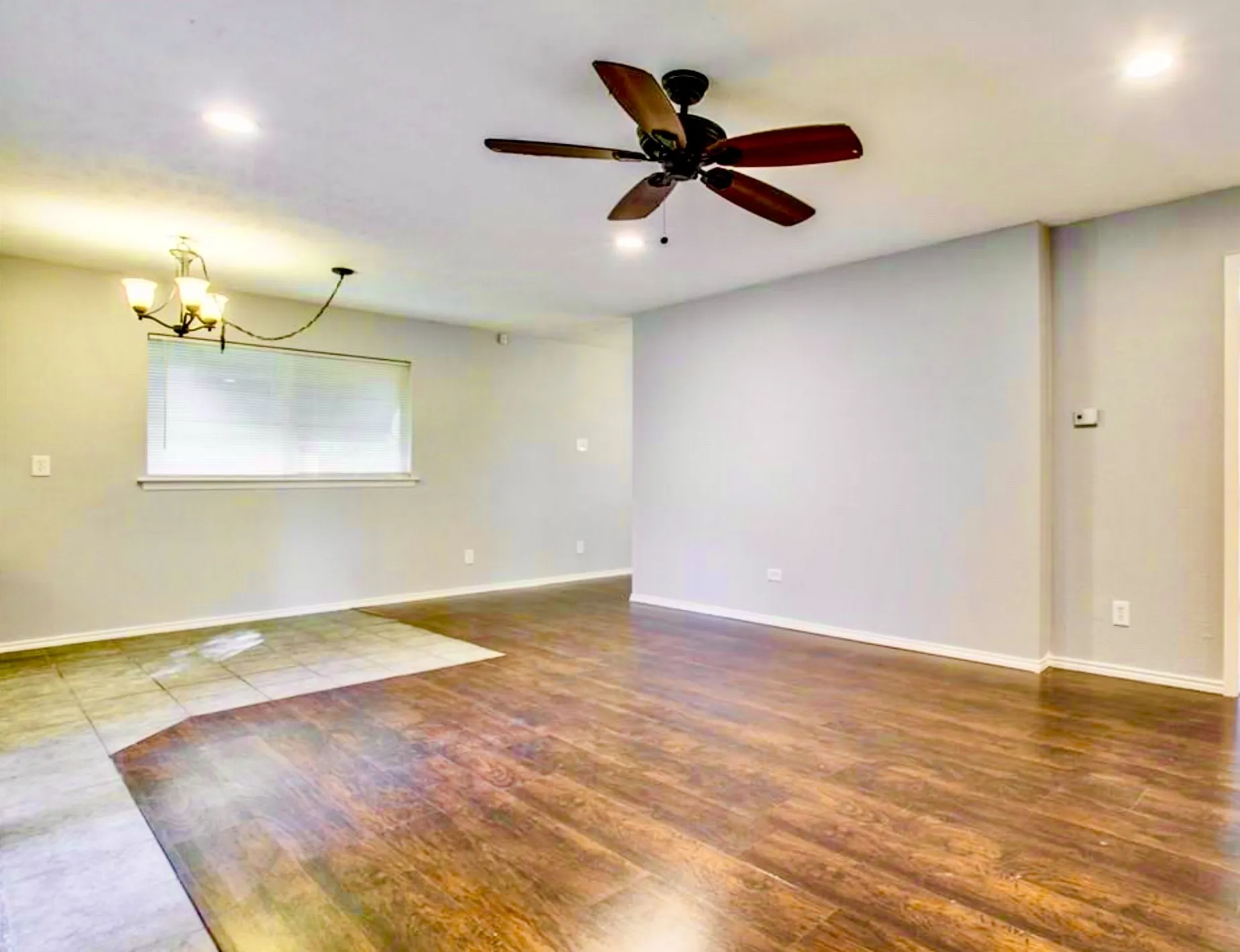 Single Family Residence For Rent in Dallas County , 505 Melrose Drive, Richardson, Texas 75080, 3 Bedroom, 2 Bathroom, 2 Garage spaces, 1,467 Sqft, built in 1961, mls#21408458, Real Estate Agent in Richardson, Homes For Rent in Dallas county, Homes For Rent in Richardson, Realtor in Richardson Texas, Real Estate Brokerage Independent Realty Texas, Luminita Cordes Realtor