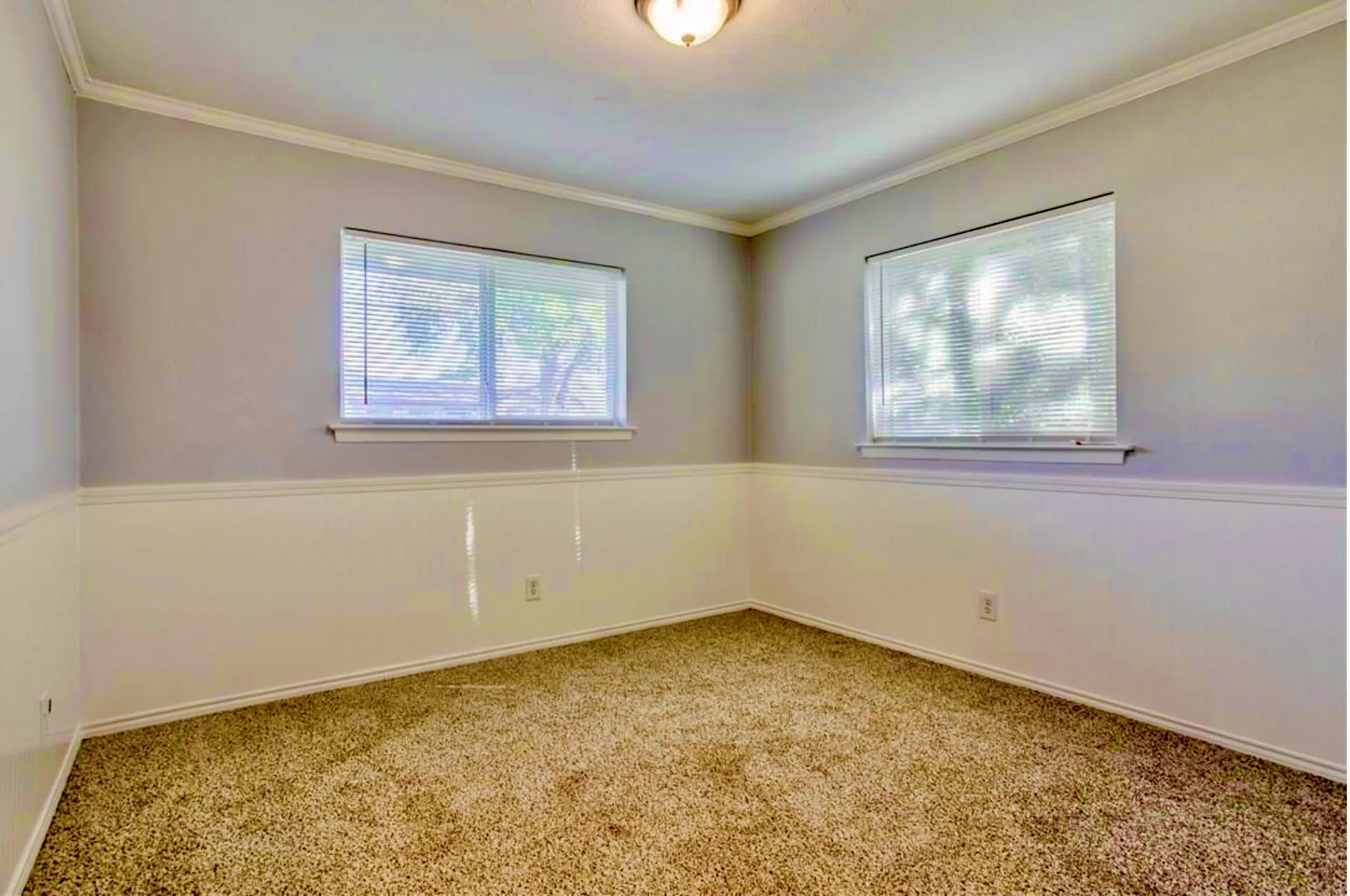 Single Family Residence For Rent in Dallas County , 505 Melrose Drive, Richardson, Texas 75080, 3 Bedroom, 2 Bathroom, 2 Garage spaces, 1,467 Sqft, built in 1961, mls#21408458, Real Estate Agent in Richardson, Homes For Rent in Dallas county, Homes For Rent in Richardson, Realtor in Richardson Texas, Real Estate Brokerage Independent Realty Texas, Luminita Cordes Realtor