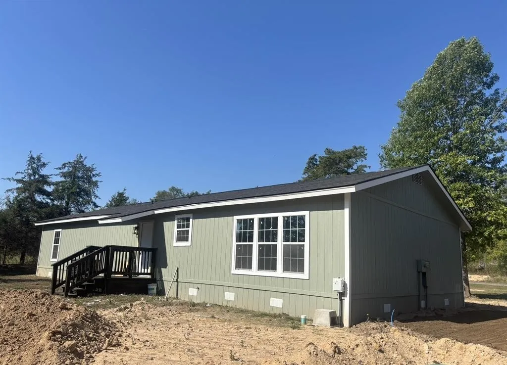 Single Family Residence For Sale in Camp County , 2088 FM 556, Pittsburg, Texas 75686, 4 Bedroom, 3 Bathroom, Garage spaces, 1,990 Sqft, built in 2007, mls#21409833, Real Estate Agent in Pittsburg, Homes For Sale in Camp county, Homes For Sale in Pittsburg, Realtor in Pittsburg Texas, Real Estate Brokerage Independent Realty Texas, Luminita Cordes Realtor