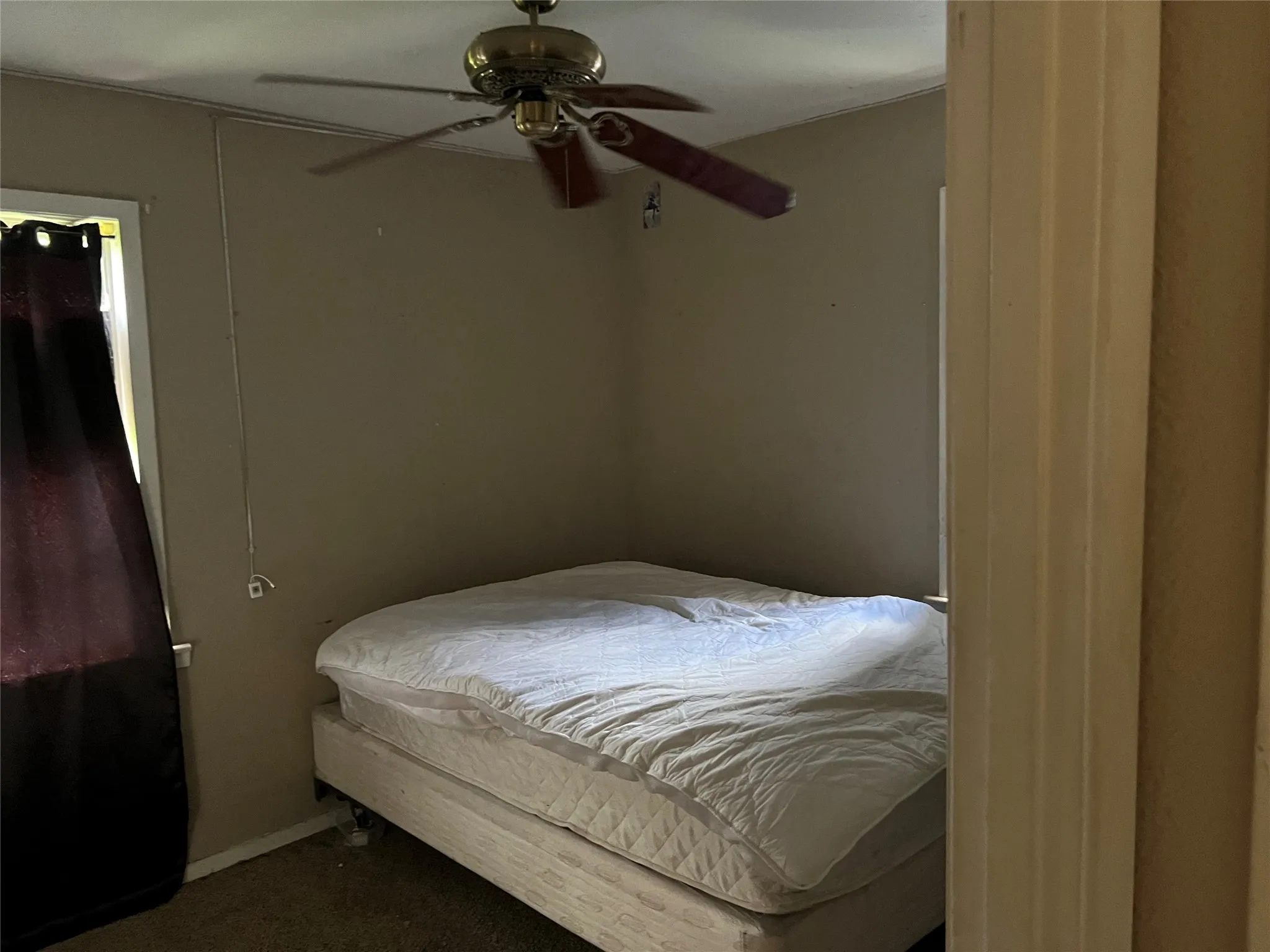 Single Family Residence For Sale in Tarrant County , 518 Stonewall Drive, Euless, Texas 76039, 3 Bedroom, 1 Bathroom, Garage spaces, 999 Sqft, built in 1961, mls#21409841, Real Estate Agent in Euless, Homes For Sale in Tarrant county, Homes For Sale in Euless, Realtor in Euless Texas, Real Estate Brokerage Independent Realty Texas, Luminita Cordes Realtor