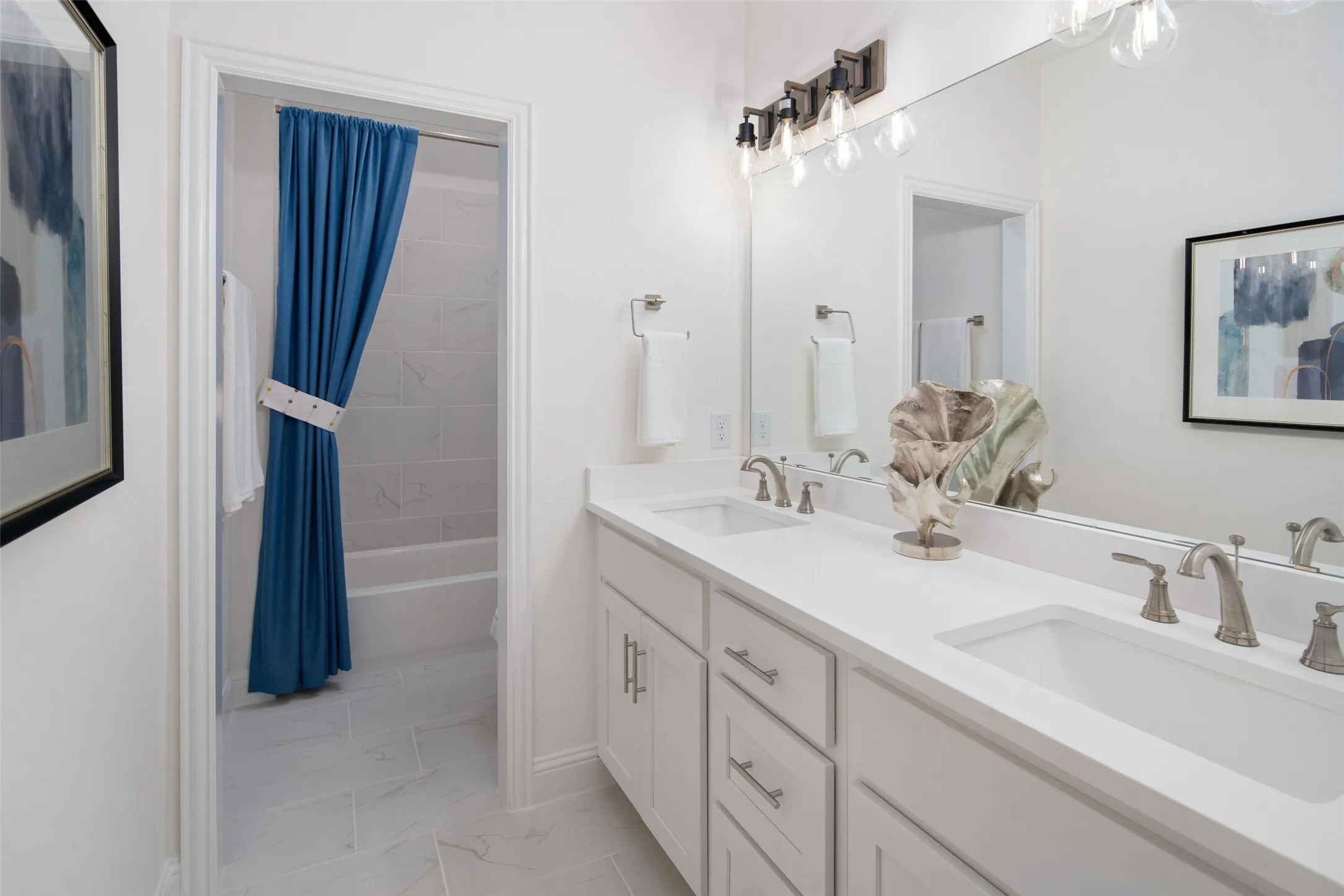 Single Family Residence For Sale in Rockwall County , 652 Caprice Bluff, Fate, Texas 75189, 4 Bedroom, 3 Bathroom, 2 Garage spaces, 2,597 Sqft, built in 2025, mls#21409842, Real Estate Agent in Fate, Homes For Sale in Rockwall county, Homes For Sale in Fate, Realtor in Fate Texas, Real Estate Brokerage Independent Realty Texas, Luminita Cordes Realtor