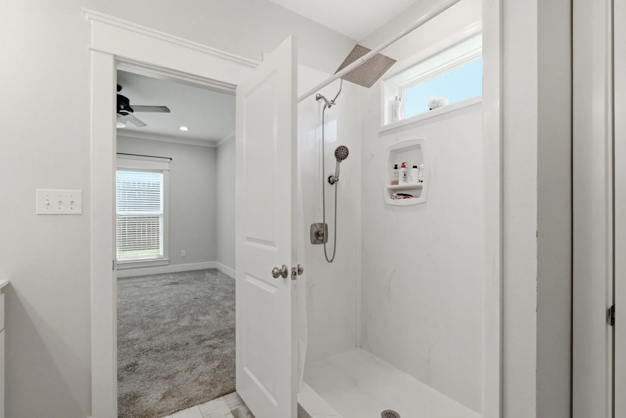 Single Family Residence For Sale in Smith County , 217 Smith Circle, Lindale, Texas 75771, 4 Bedroom, 2 Bathroom, 2 Garage spaces, 1,635 Sqft, built in 2019, mls#21409843, Real Estate Agent in Lindale, Homes For Sale in Smith county, Homes For Sale in Lindale, Realtor in Lindale Texas, Real Estate Brokerage Independent Realty Texas, Luminita Cordes Realtor