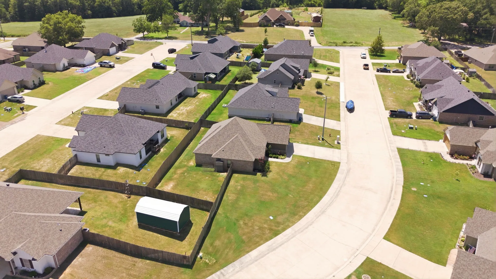 Single Family Residence For Sale in Smith County , 217 Smith Circle, Lindale, Texas 75771, 4 Bedroom, 2 Bathroom, 2 Garage spaces, 1,635 Sqft, built in 2019, mls#21409843, Real Estate Agent in Lindale, Homes For Sale in Smith county, Homes For Sale in Lindale, Realtor in Lindale Texas, Real Estate Brokerage Independent Realty Texas, Luminita Cordes Realtor