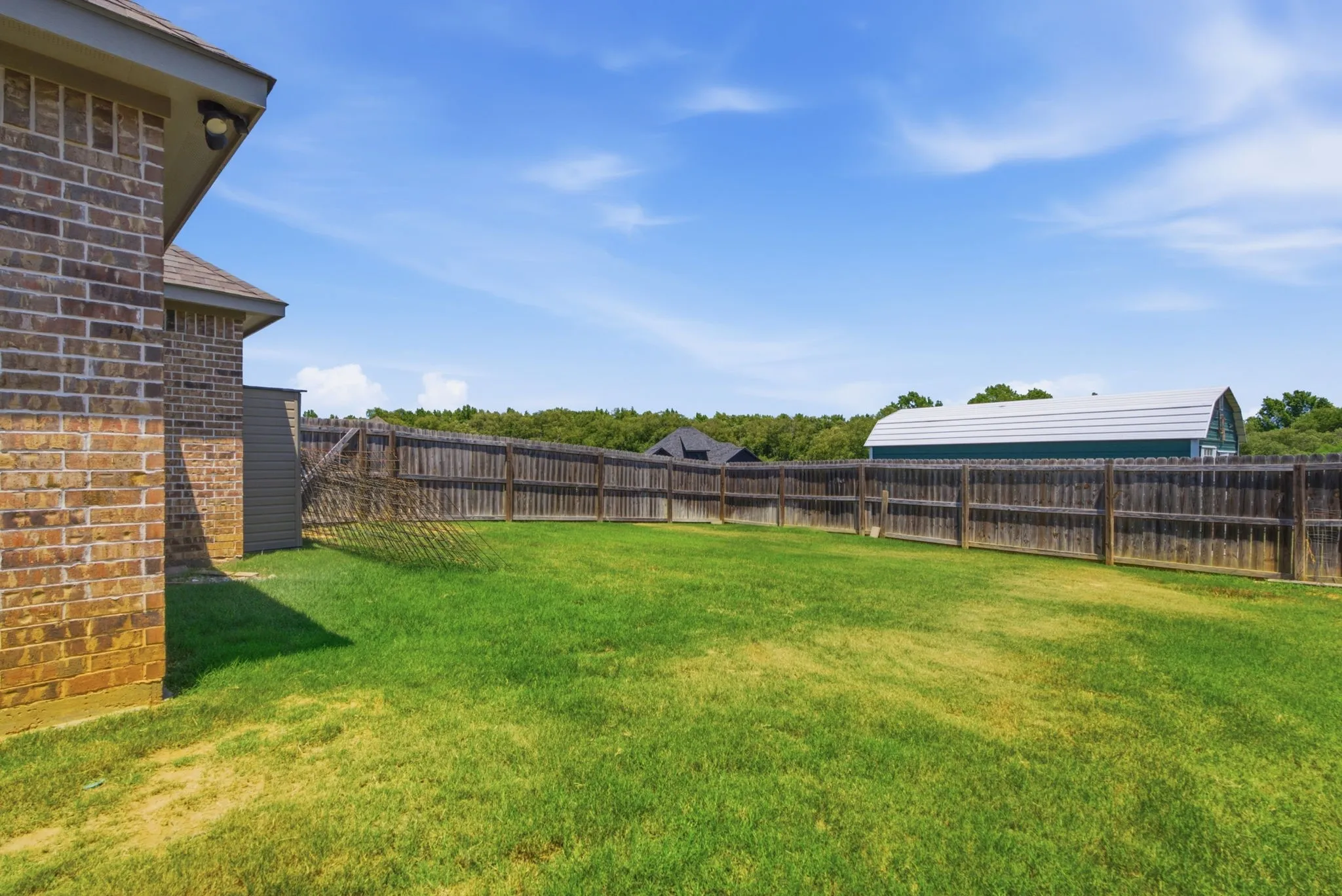 Single Family Residence For Sale in Smith County , 217 Smith Circle, Lindale, Texas 75771, 4 Bedroom, 2 Bathroom, 2 Garage spaces, 1,635 Sqft, built in 2019, mls#21409843, Real Estate Agent in Lindale, Homes For Sale in Smith county, Homes For Sale in Lindale, Realtor in Lindale Texas, Real Estate Brokerage Independent Realty Texas, Luminita Cordes Realtor