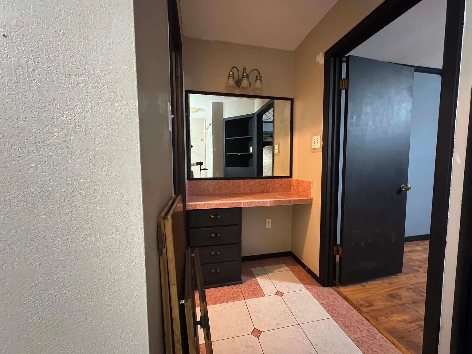 Single Family Residence For Sale in Brazoria County , 438 Southern Oaks Drive, Lake Jackson, Texas 77566, 3 Bedroom, 2 Bathroom, 2 Garage spaces, 1,893 Sqft, built in 1961, mls#21409849, Real Estate Agent in Lake Jackson, Homes For Sale in Brazoria county, Homes For Sale in Lake Jackson, Realtor in Lake Jackson Texas, Real Estate Brokerage Independent Realty Texas, Luminita Cordes Realtor