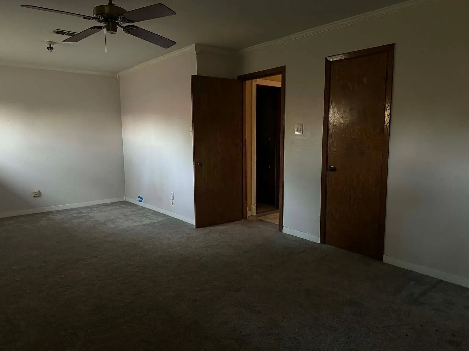 Single Family Residence For Sale in Brazoria County , 438 Southern Oaks Drive, Lake Jackson, Texas 77566, 3 Bedroom, 2 Bathroom, 2 Garage spaces, 1,893 Sqft, built in 1961, mls#21409849, Real Estate Agent in Lake Jackson, Homes For Sale in Brazoria county, Homes For Sale in Lake Jackson, Realtor in Lake Jackson Texas, Real Estate Brokerage Independent Realty Texas, Luminita Cordes Realtor