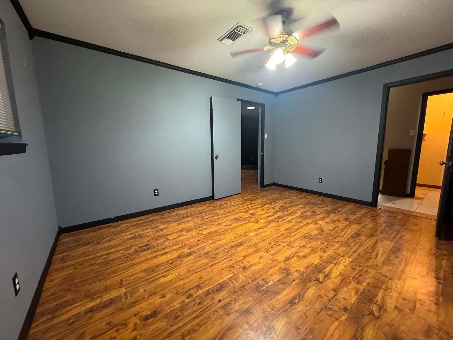 Single Family Residence For Sale in Brazoria County , 438 Southern Oaks Drive, Lake Jackson, Texas 77566, 3 Bedroom, 2 Bathroom, 2 Garage spaces, 1,893 Sqft, built in 1961, mls#21409849, Real Estate Agent in Lake Jackson, Homes For Sale in Brazoria county, Homes For Sale in Lake Jackson, Realtor in Lake Jackson Texas, Real Estate Brokerage Independent Realty Texas, Luminita Cordes Realtor