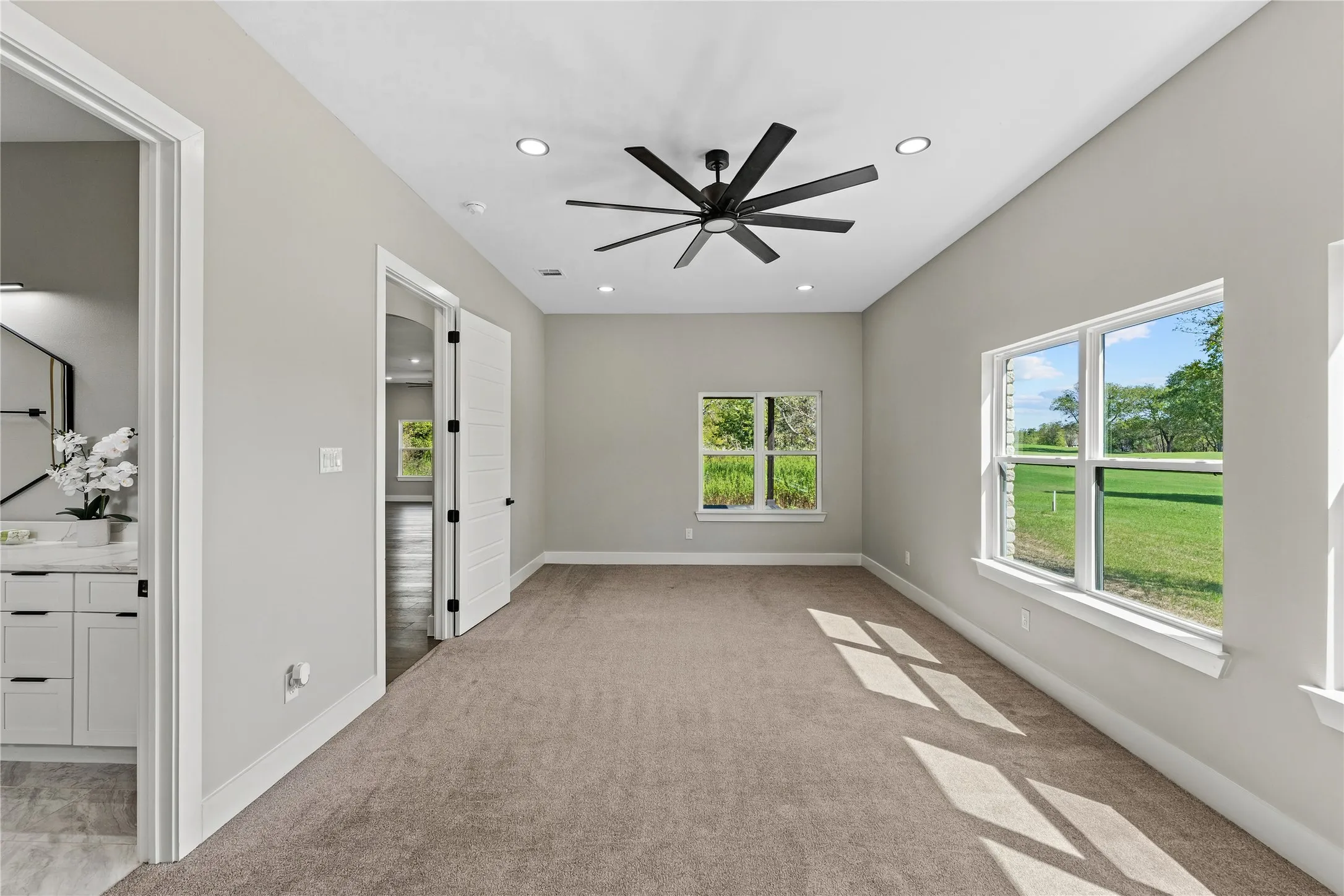 Single Family Residence For Sale in Hill County , 38093 Misty Ridge Drive, Whitney, Texas 76692, 3 Bedroom, 3 Bathroom, 2 Garage spaces, 2,453 Sqft, built in 2025, mls#21409838, Real Estate Agent in Whitney, Homes For Sale in Hill county, Homes For Sale in Whitney, Realtor in Whitney Texas, Real Estate Brokerage Independent Realty Texas, Luminita Cordes Realtor