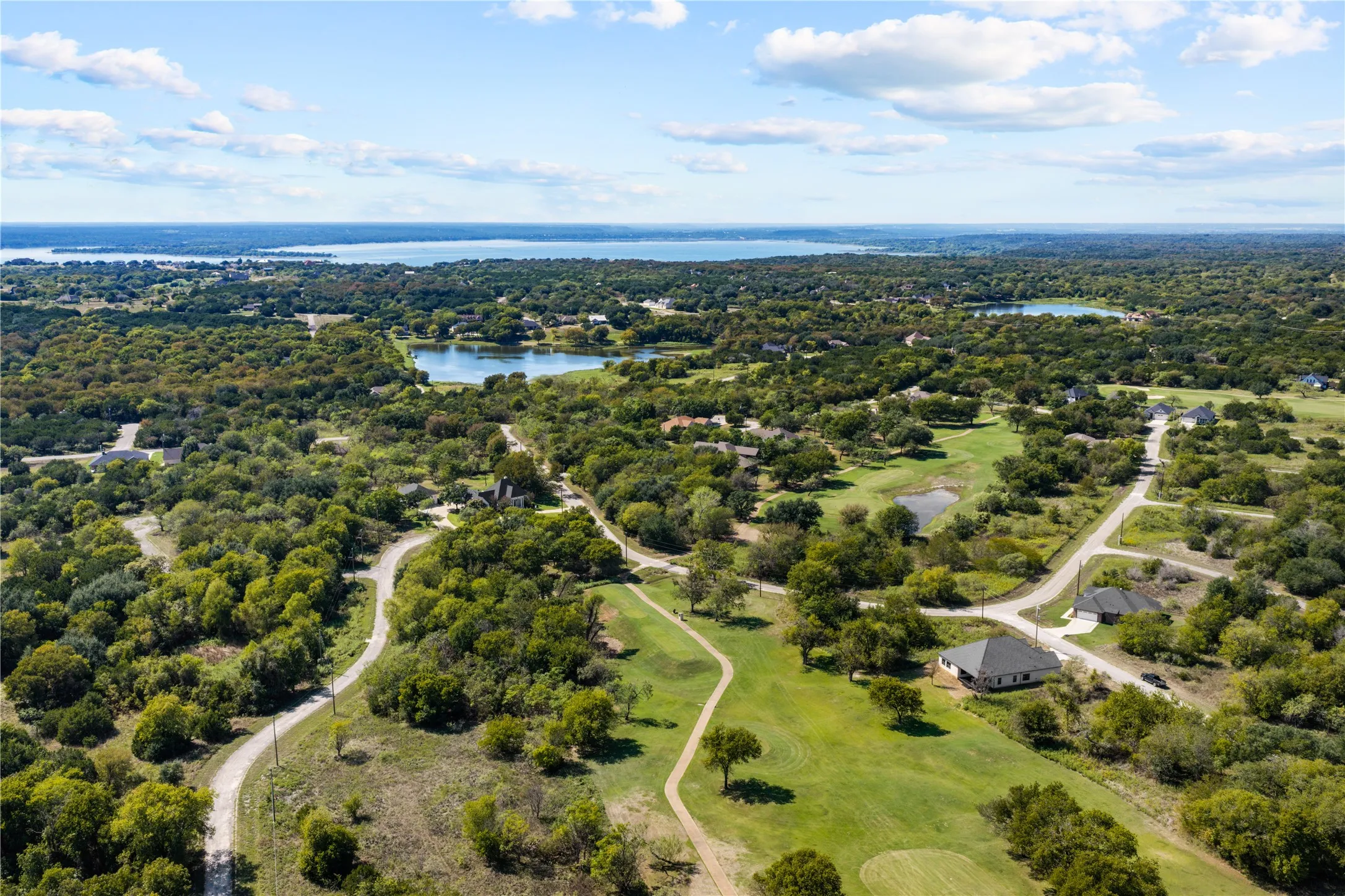 Single Family Residence For Sale in Hill County , 38093 Misty Ridge Drive, Whitney, Texas 76692, 3 Bedroom, 3 Bathroom, 2 Garage spaces, 2,453 Sqft, built in 2025, mls#21409838, Real Estate Agent in Whitney, Homes For Sale in Hill county, Homes For Sale in Whitney, Realtor in Whitney Texas, Real Estate Brokerage Independent Realty Texas, Luminita Cordes Realtor