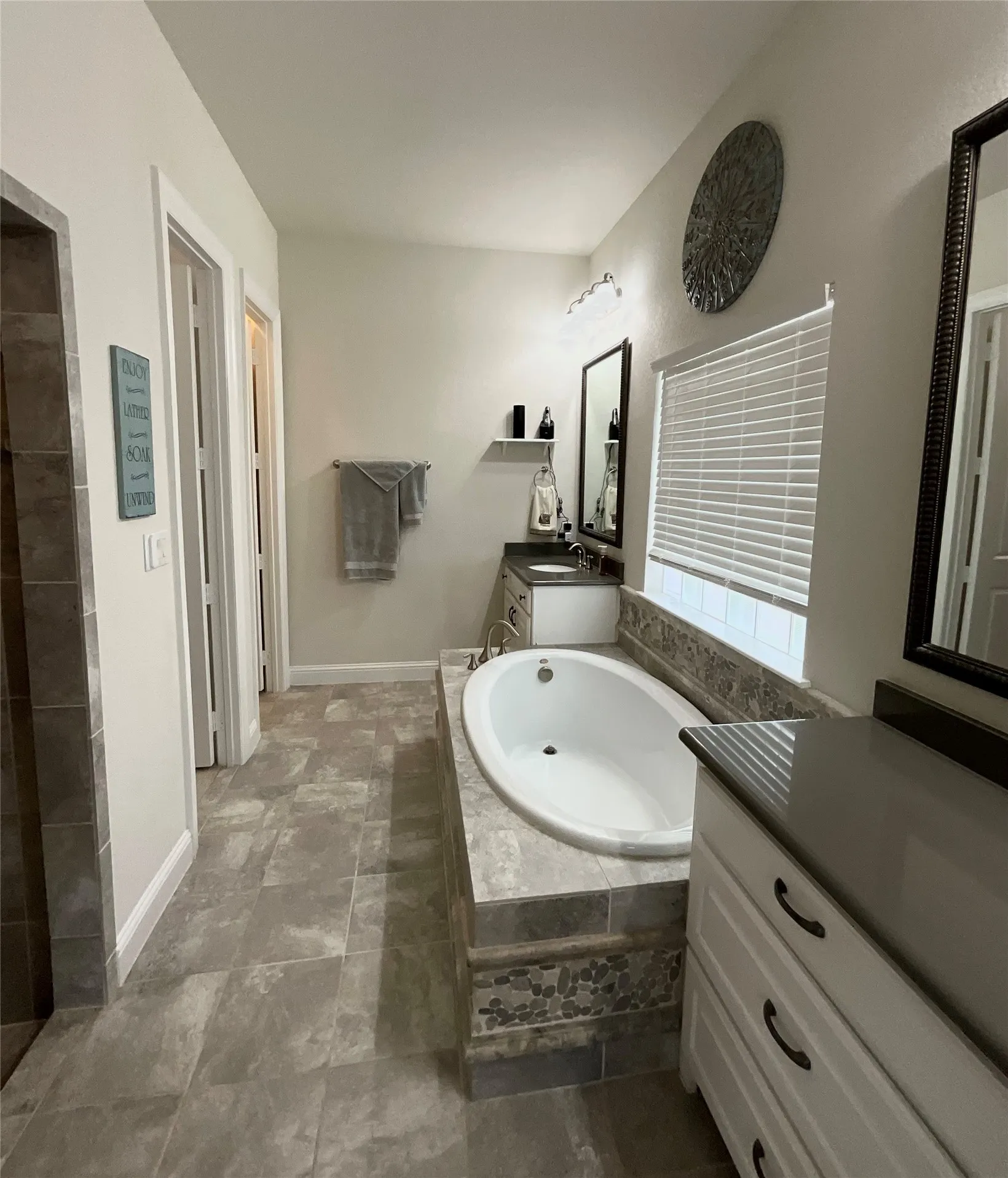 Single Family Residence For Sale in Denton County , 8713 Honeysuckle Drive, Argyle, Texas 76226, 3 Bedroom, 3 Bathroom, 3 Garage spaces, 2,878 Sqft, built in 2014, mls#21409862, Real Estate Agent in Argyle, Homes For Sale in Denton county, Homes For Sale in Argyle, Realtor in Argyle Texas, Real Estate Brokerage Independent Realty Texas, Luminita Cordes Realtor