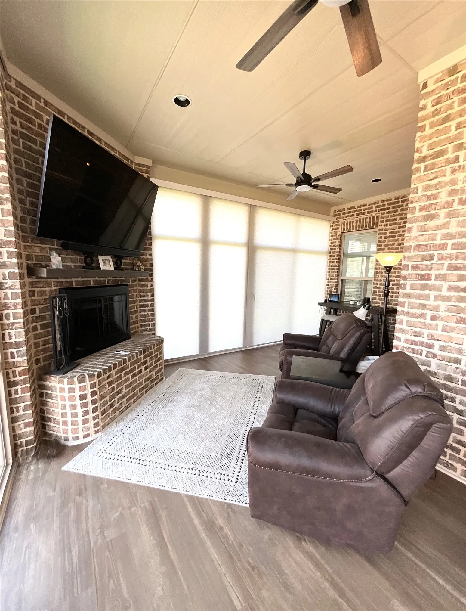 Single Family Residence For Sale in Denton County , 8713 Honeysuckle Drive, Argyle, Texas 76226, 3 Bedroom, 3 Bathroom, 3 Garage spaces, 2,878 Sqft, built in 2014, mls#21409862, Real Estate Agent in Argyle, Homes For Sale in Denton county, Homes For Sale in Argyle, Realtor in Argyle Texas, Real Estate Brokerage Independent Realty Texas, Luminita Cordes Realtor