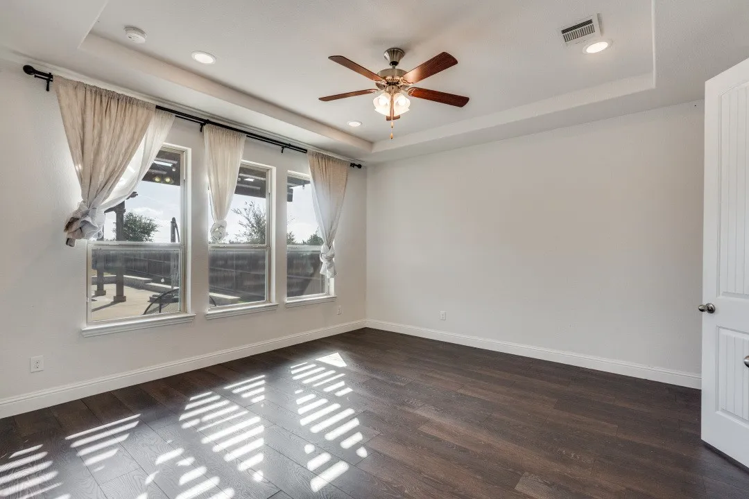 Single Family Residence For Rent in Collin County , 5401 Tuskegee Trail, Mc Kinney, Texas 75070, 5 Bedroom, 4 Bathroom, 2 Garage spaces, 3,292 Sqft, built in 2018, mls#21409111, Real Estate Agent in Mc Kinney, Homes For Rent in Collin county, Homes For Rent in Mc Kinney, Realtor in Mc Kinney Texas, Real Estate Brokerage Independent Realty Texas, Luminita Cordes Realtor