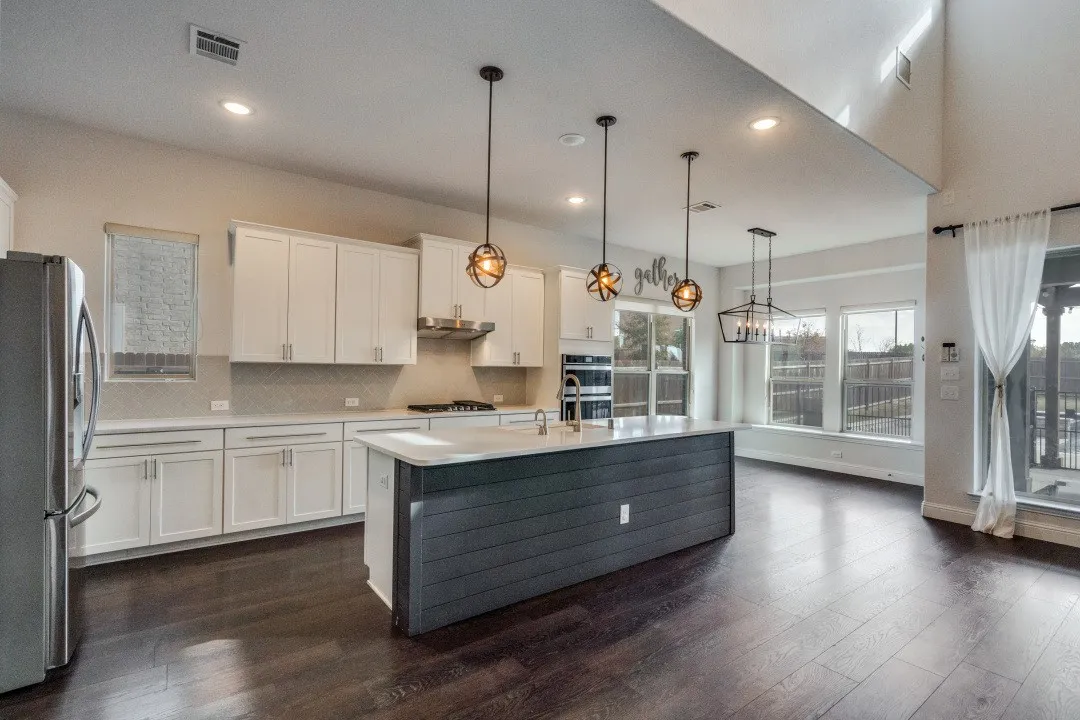 Single Family Residence For Rent in Collin County , 5401 Tuskegee Trail, Mc Kinney, Texas 75070, 5 Bedroom, 4 Bathroom, 2 Garage spaces, 3,292 Sqft, built in 2018, mls#21409111, Real Estate Agent in Mc Kinney, Homes For Rent in Collin county, Homes For Rent in Mc Kinney, Realtor in Mc Kinney Texas, Real Estate Brokerage Independent Realty Texas, Luminita Cordes Realtor