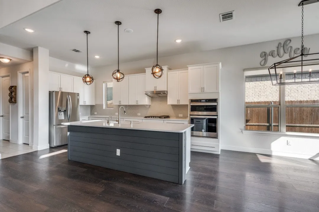 Single Family Residence For Rent in Collin County , 5401 Tuskegee Trail, Mc Kinney, Texas 75070, 5 Bedroom, 4 Bathroom, 2 Garage spaces, 3,292 Sqft, built in 2018, mls#21409111, Real Estate Agent in Mc Kinney, Homes For Rent in Collin county, Homes For Rent in Mc Kinney, Realtor in Mc Kinney Texas, Real Estate Brokerage Independent Realty Texas, Luminita Cordes Realtor